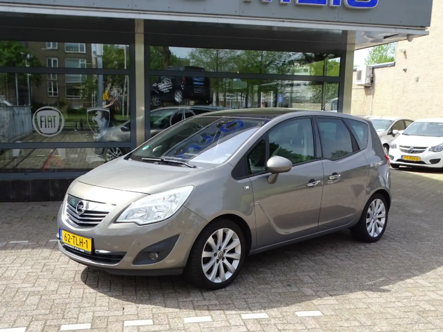 Opel Meriva 1.4 TURBO COSMO Bruin - 2