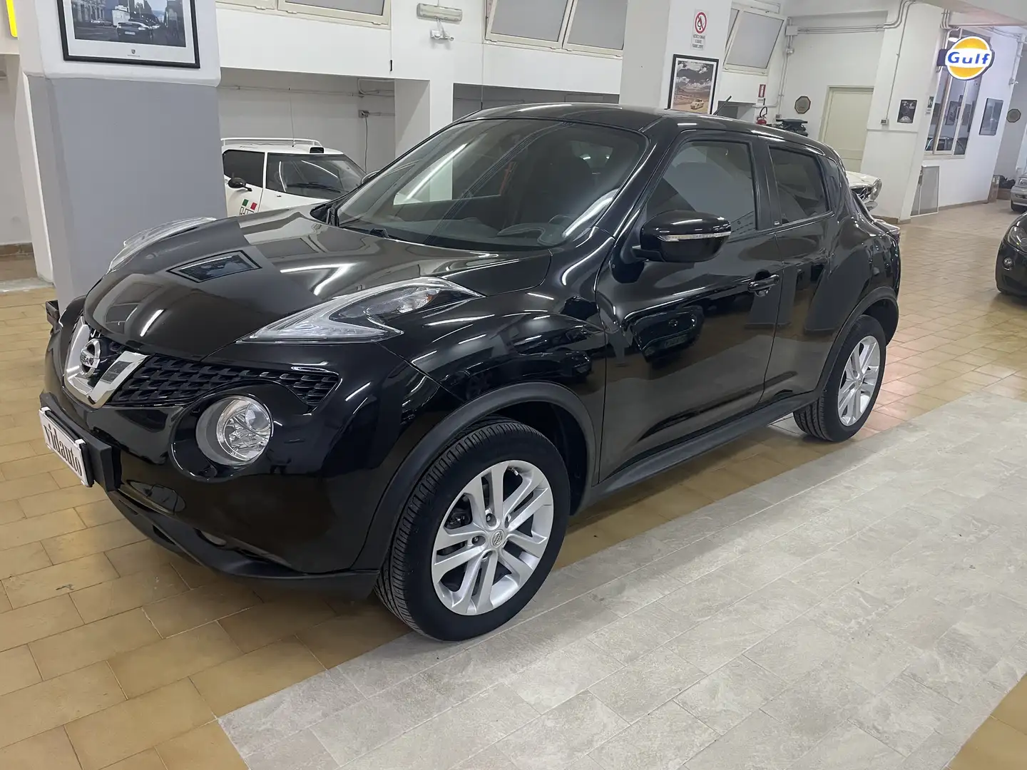 Nissan Juke 1.5 dci Acenta Schwarz - 1