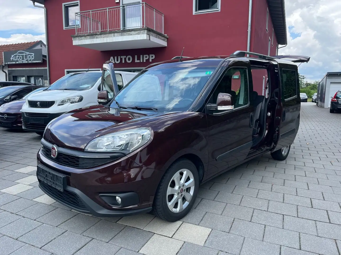 Fiat Doblo SX  Maxi 5-Sitzer Navi*Klimaaut.*PDC*SHZ Violett - 1