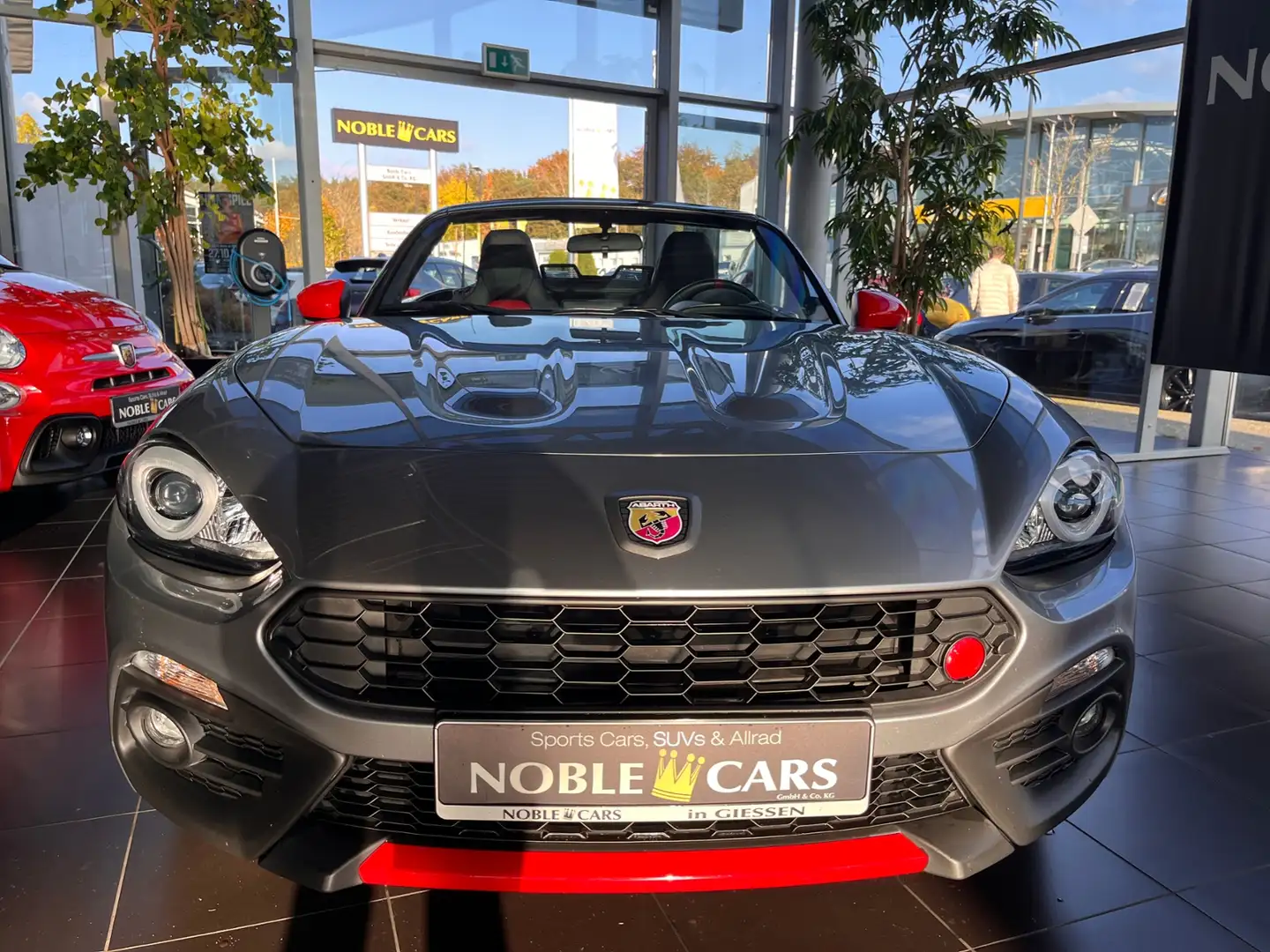 Abarth 124 Spider BOSE LEDER ALU Silber - 2