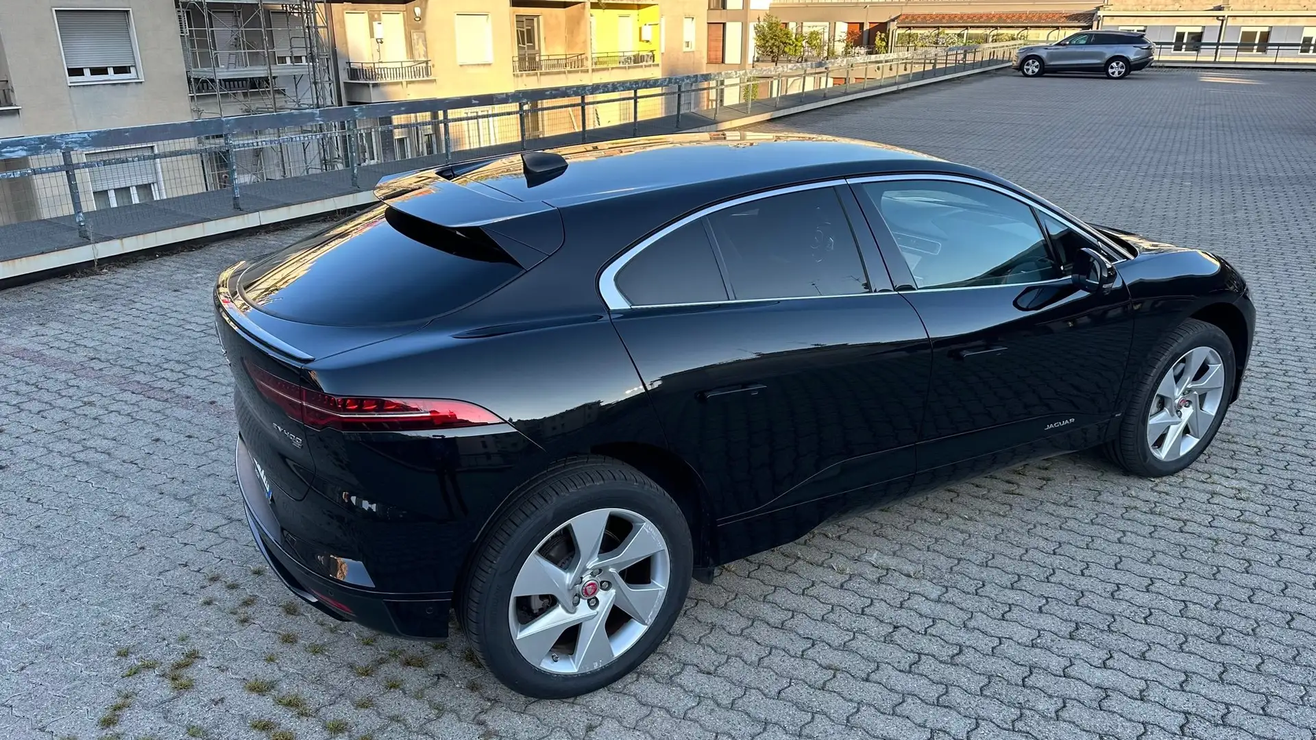 Jaguar I-Pace EV 400 SE Mod.2021 TELECAMERA360 Navi c.20 AWD Nero - 2