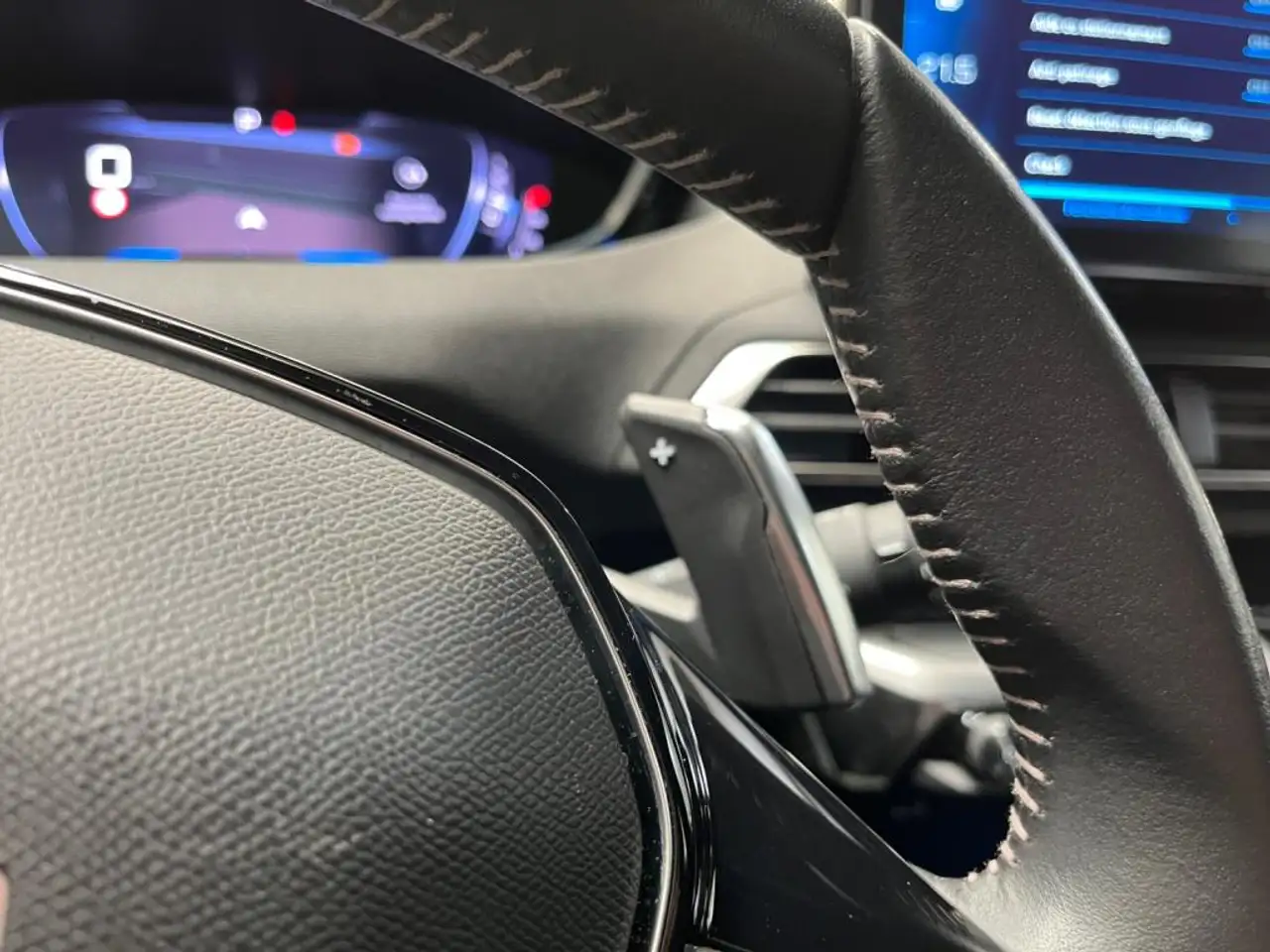 Peugeot 3008 3008 — photo 23
