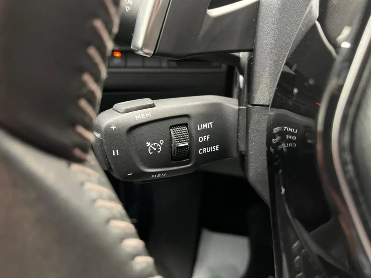 Peugeot 3008 3008 — photo 20
