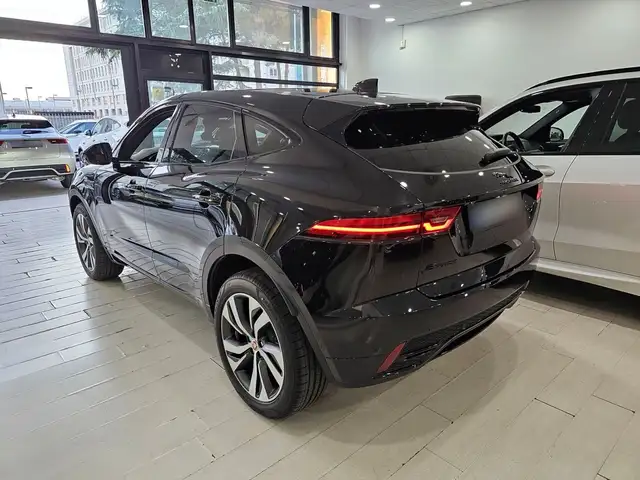 Jaguar E-Pace view 8