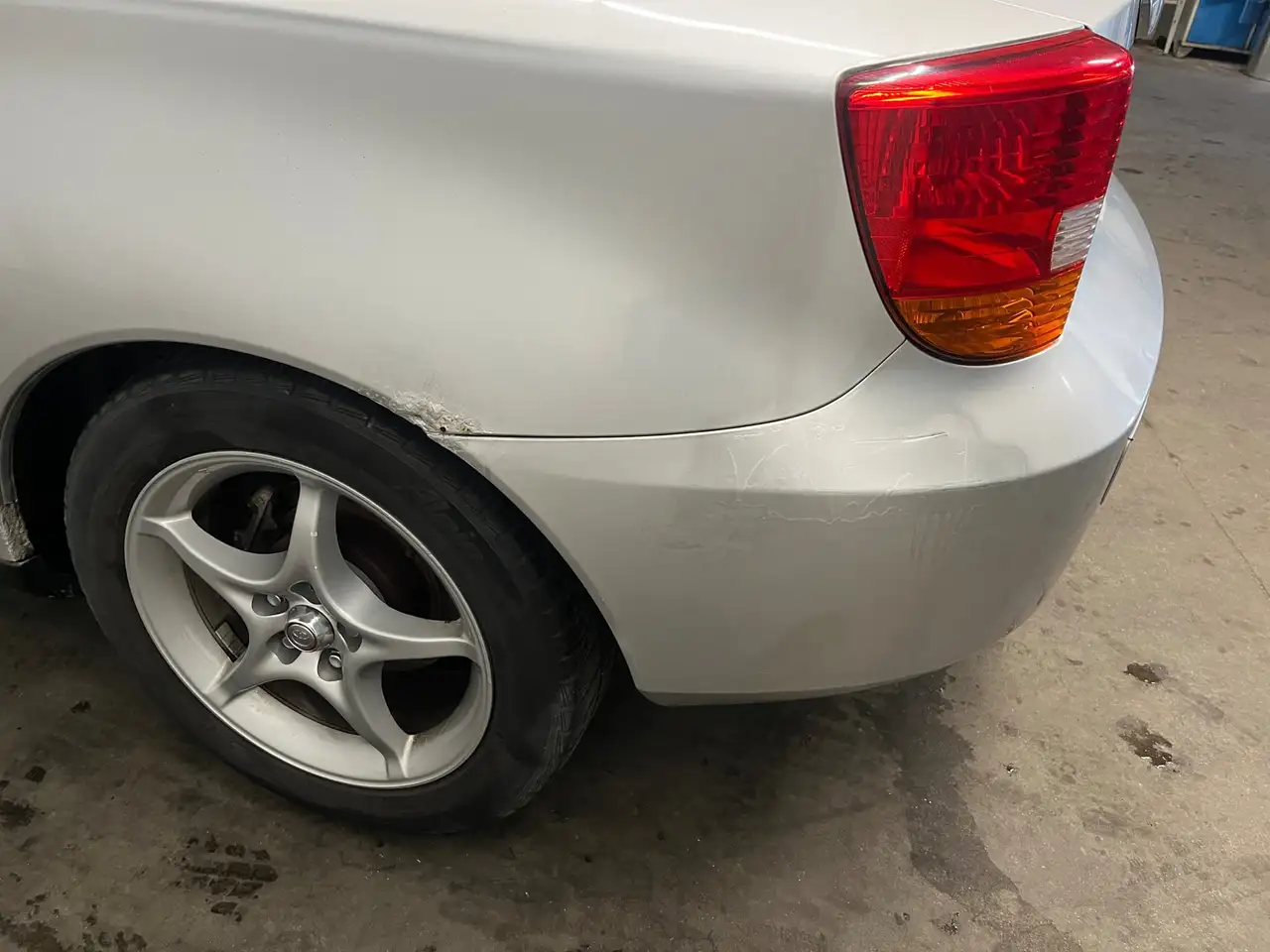Toyota Celica 1.8 VVT-i - Schade, foto 9