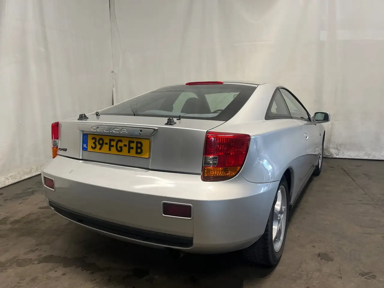 Toyota Celica 1.8 VVT-i - Schade, foto 5