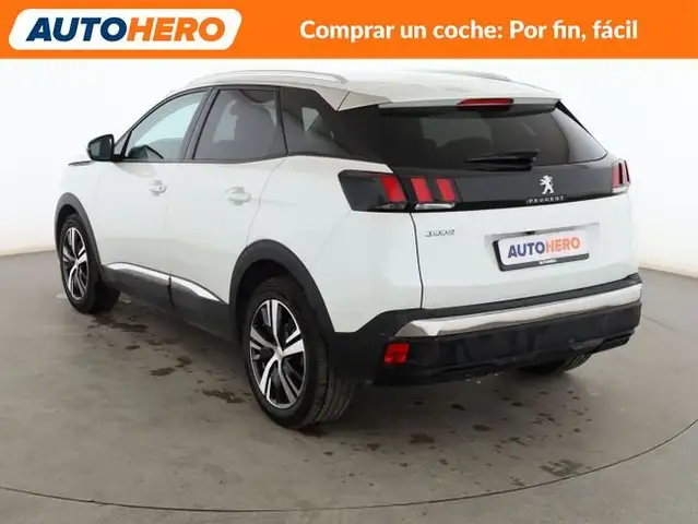 Peugeot 3008 view 4