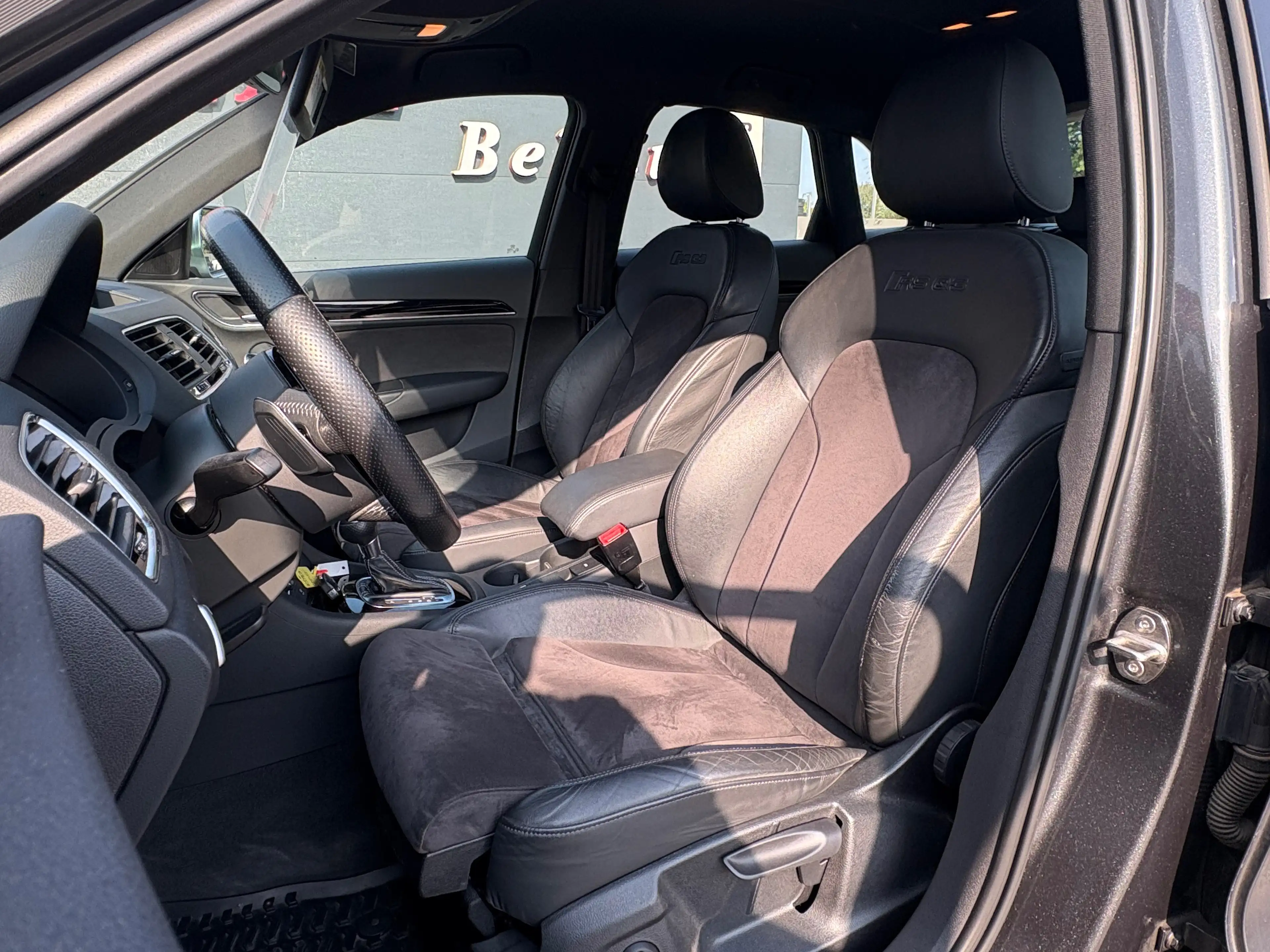 Audi RS Q3 RS Q3 2.5 TFSI Quattro S tronic/GARANTIE/ESSENCE/ALCANTARA — photo 10
