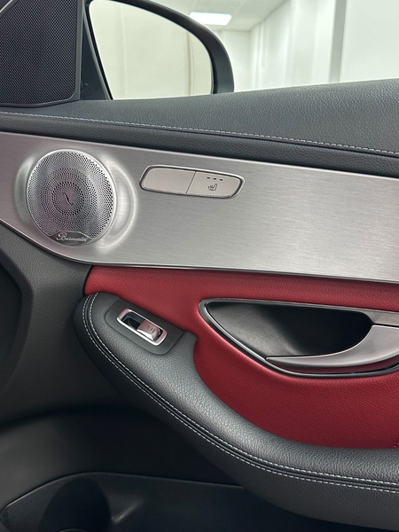 Mercedes-Benz C 250 CGI-AMG.PANO.LEDER.LED.AIRMATIC.BURM.NAVI — photo 17