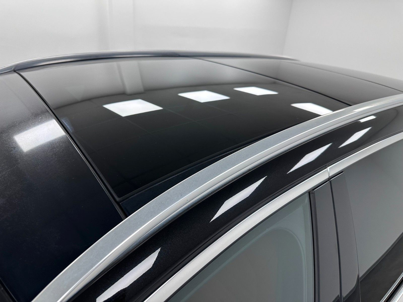 Mercedes-Benz C 250 CGI-AMG.PANO.LEDER.LED.AIRMATIC.BURM.NAVI — photo 32