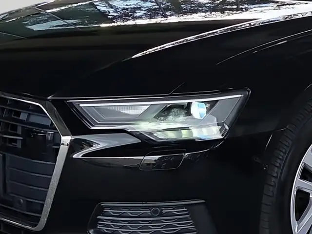 Audi A6 view 10