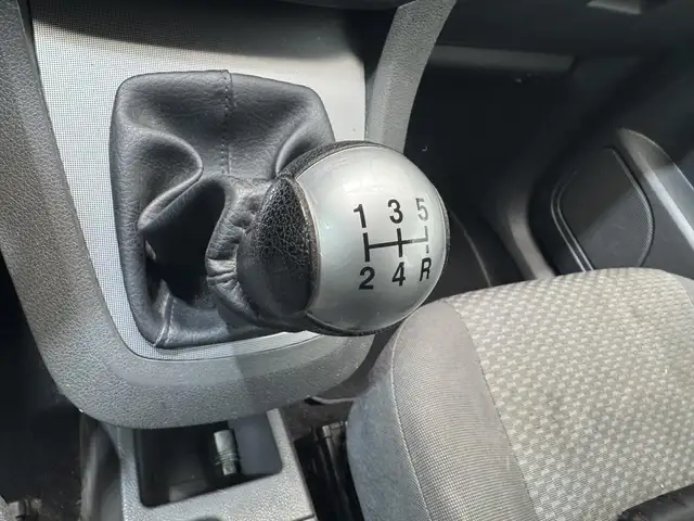 Ford C-Max view 14