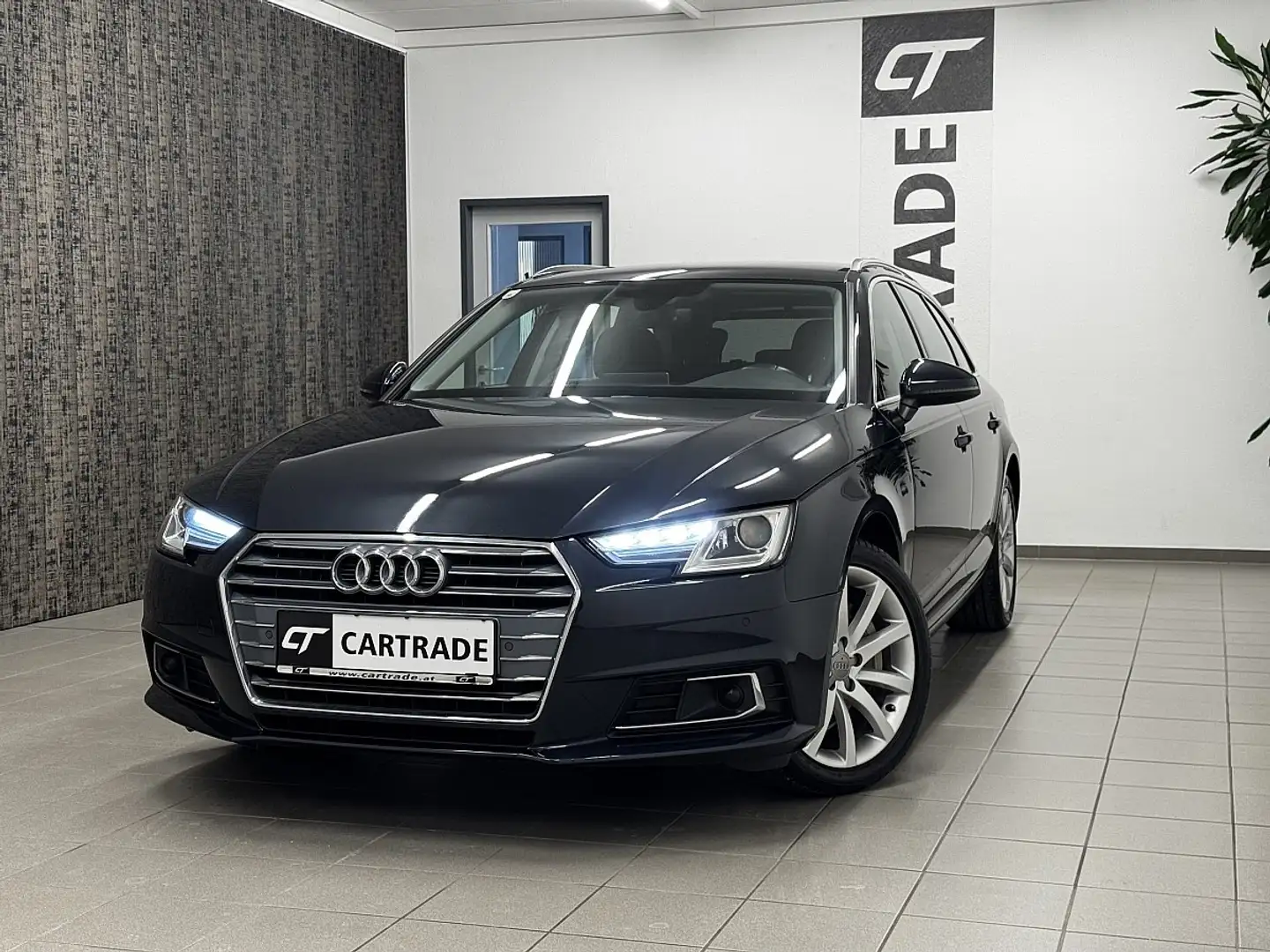 Audi A4 Avant 2,0 TDI Sport S-tronic /LED/ XENON/ VIRTU... Blauw - 1