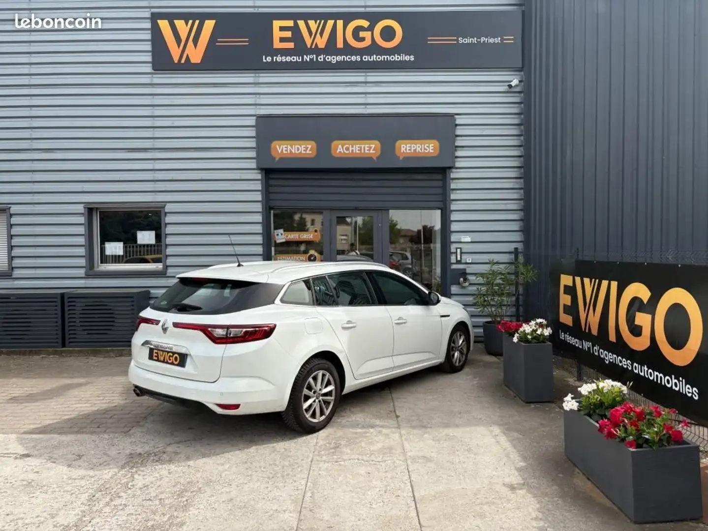 Renault Megane Mégane ESTATE 1.2 TCE 130ch ENTRETIEN CONSTRUCTEUR Blanc - 2