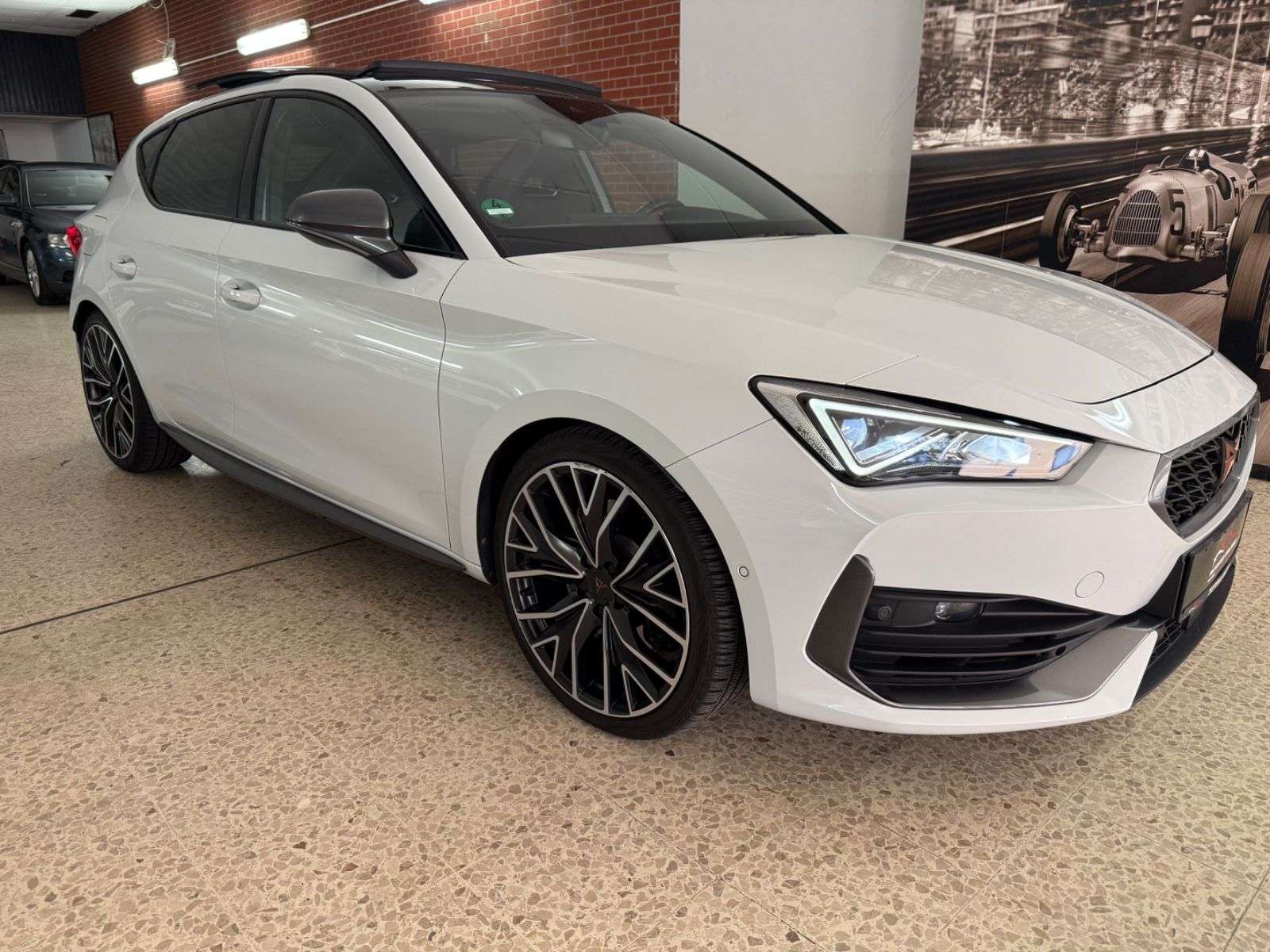 CUPRA Leon