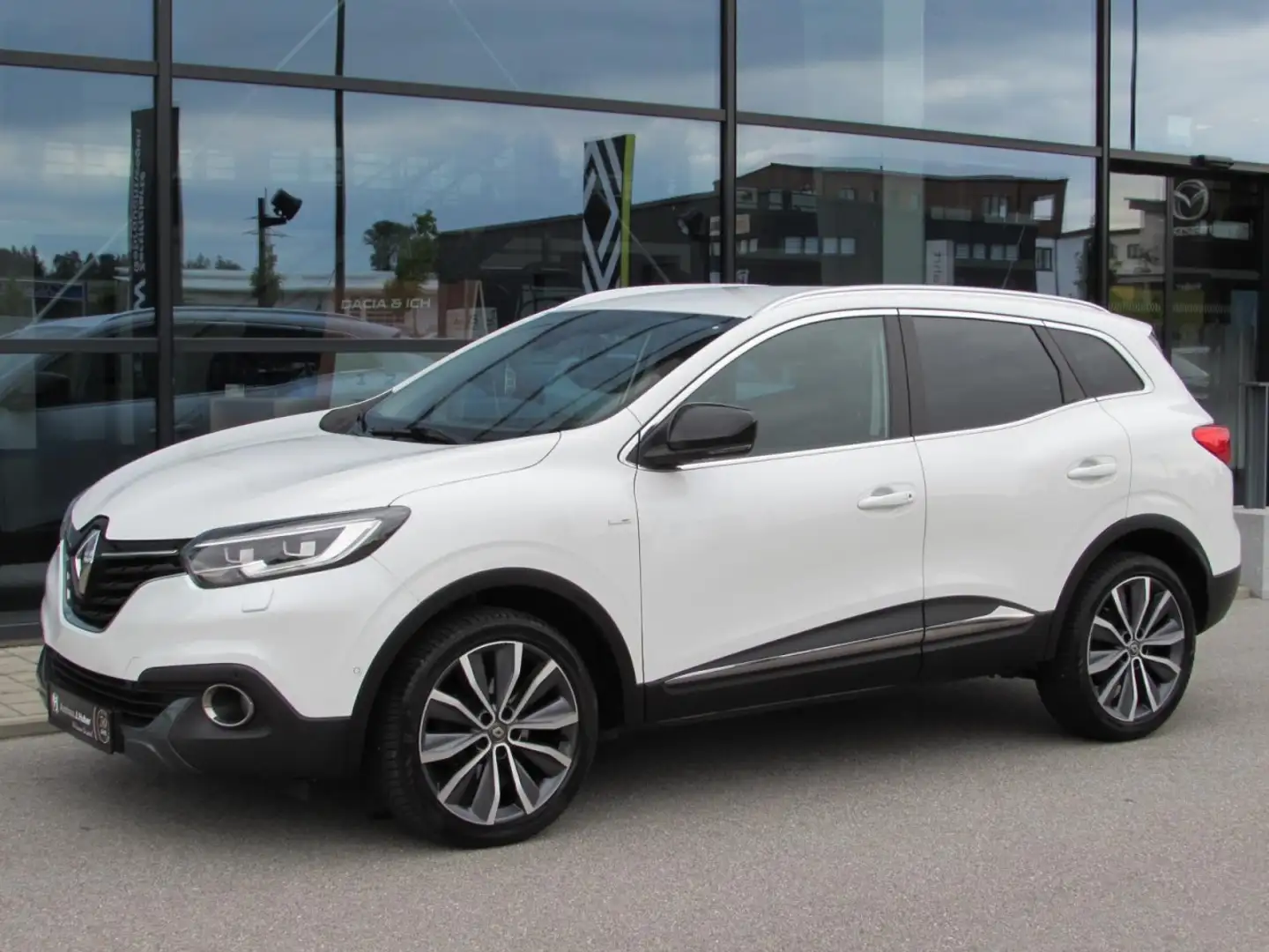 Renault Kadjar 1.3 TCe 160 Bose Edition GPF Klima Navi Weiß - 2
