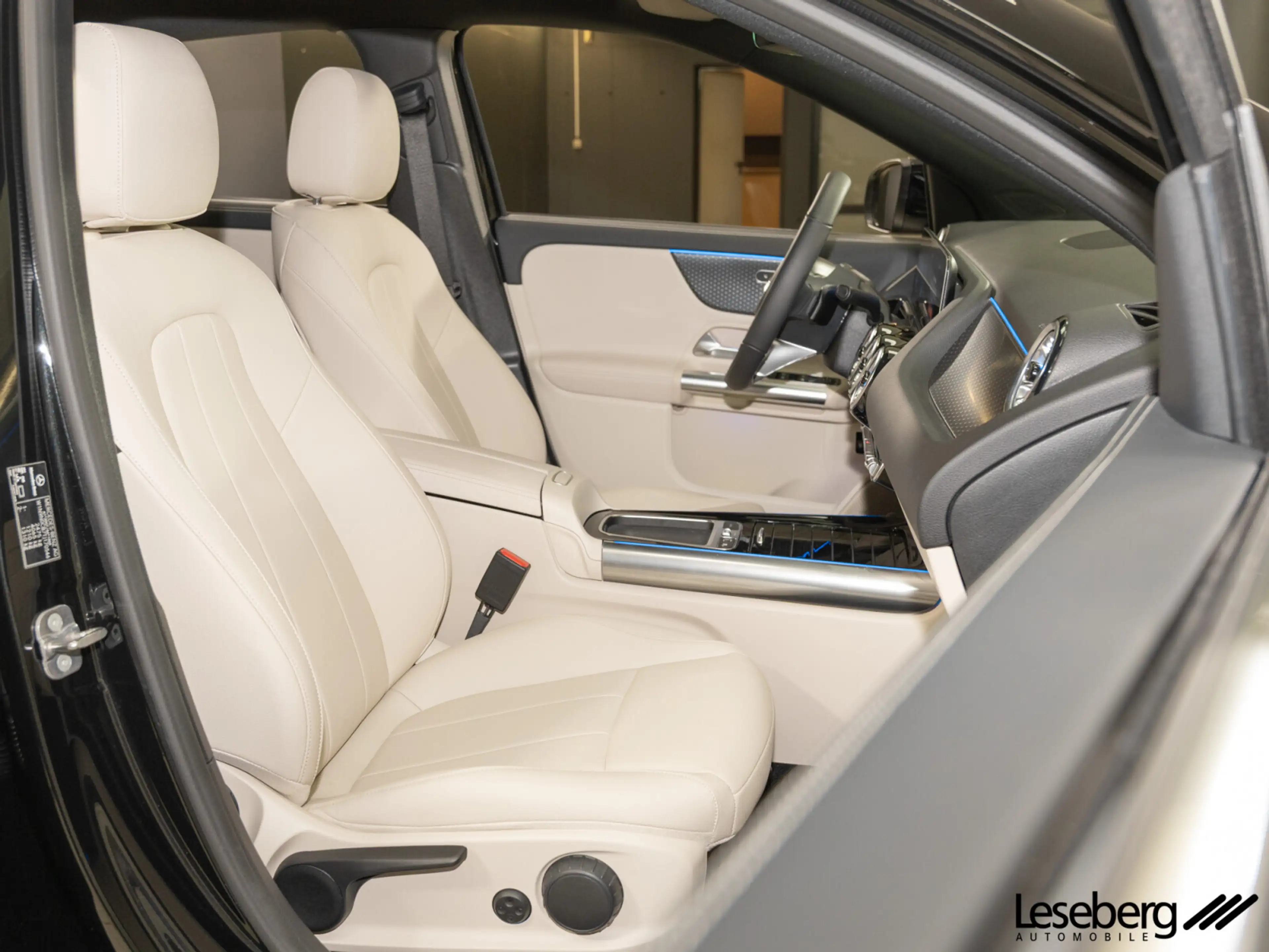 Mercedes-Benz EQA 250 EQA 250+ Progr. Adv.+ Navi/LED/Kamera/Adv.-Sound — photo 15