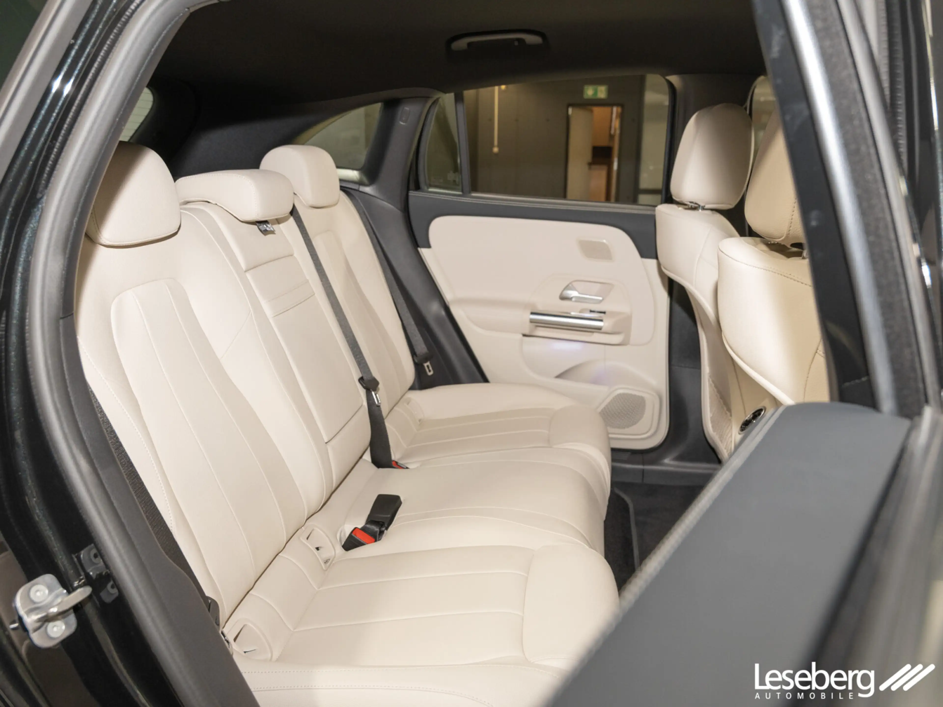 Mercedes-Benz EQA 250 EQA 250+ Progr. Adv.+ Navi/LED/Kamera/Adv.-Sound — photo 14