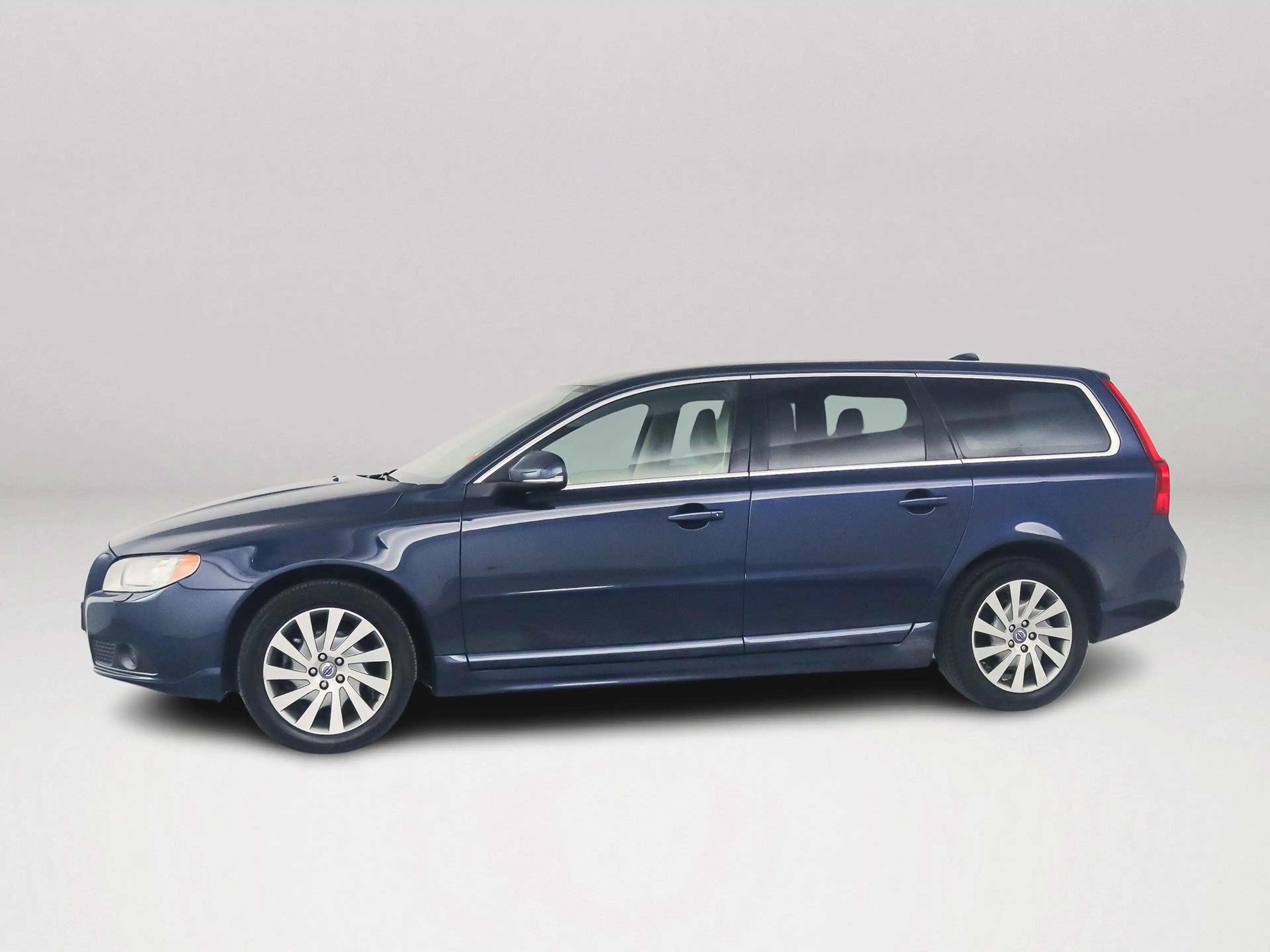 Volvo V70 1.6 T4 Limited Edition | Park assist | Cruise cont — photo 4