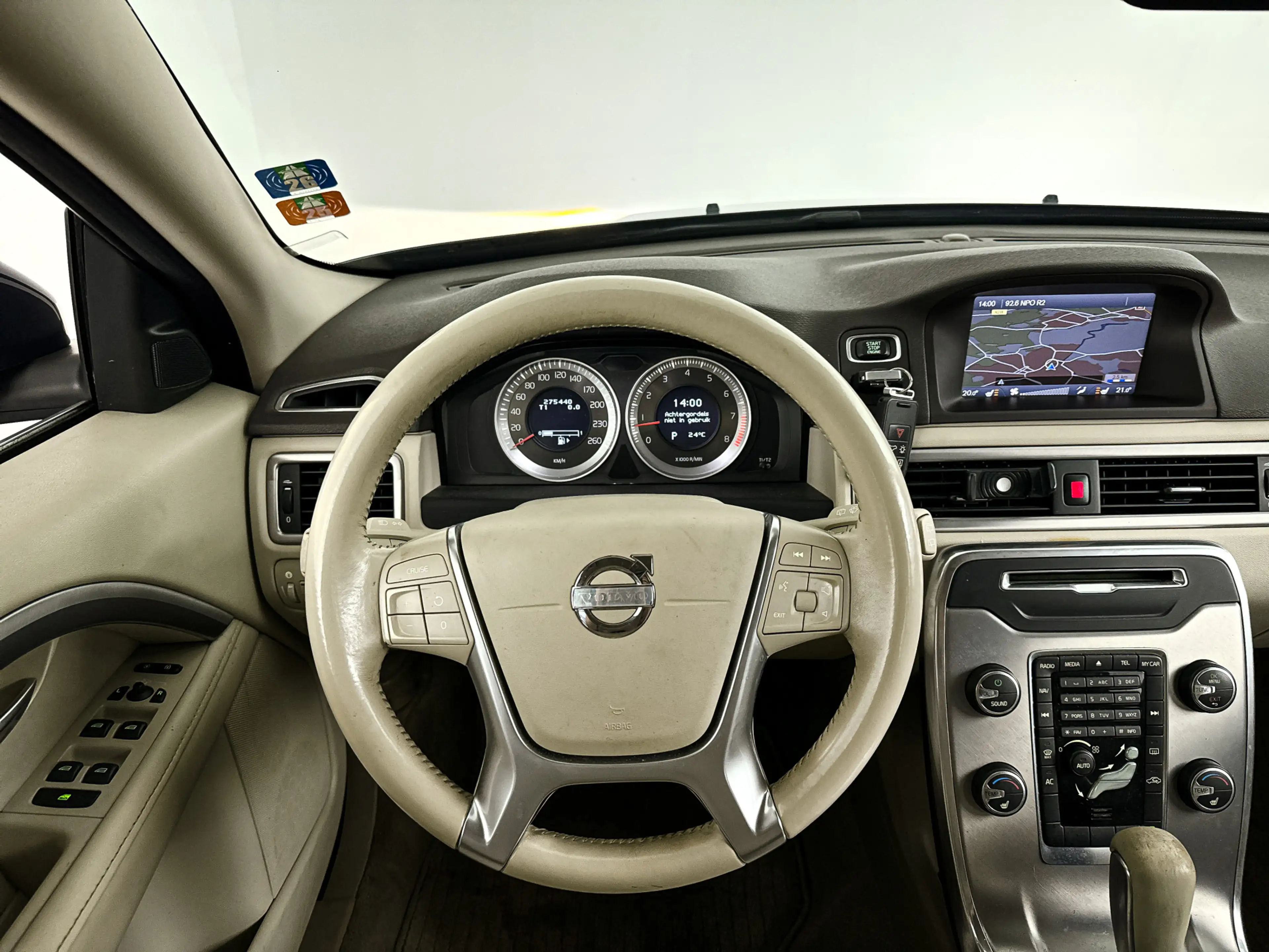 Volvo V70 1.6 T4 Limited Edition | Park assist | Cruise cont — photo 13