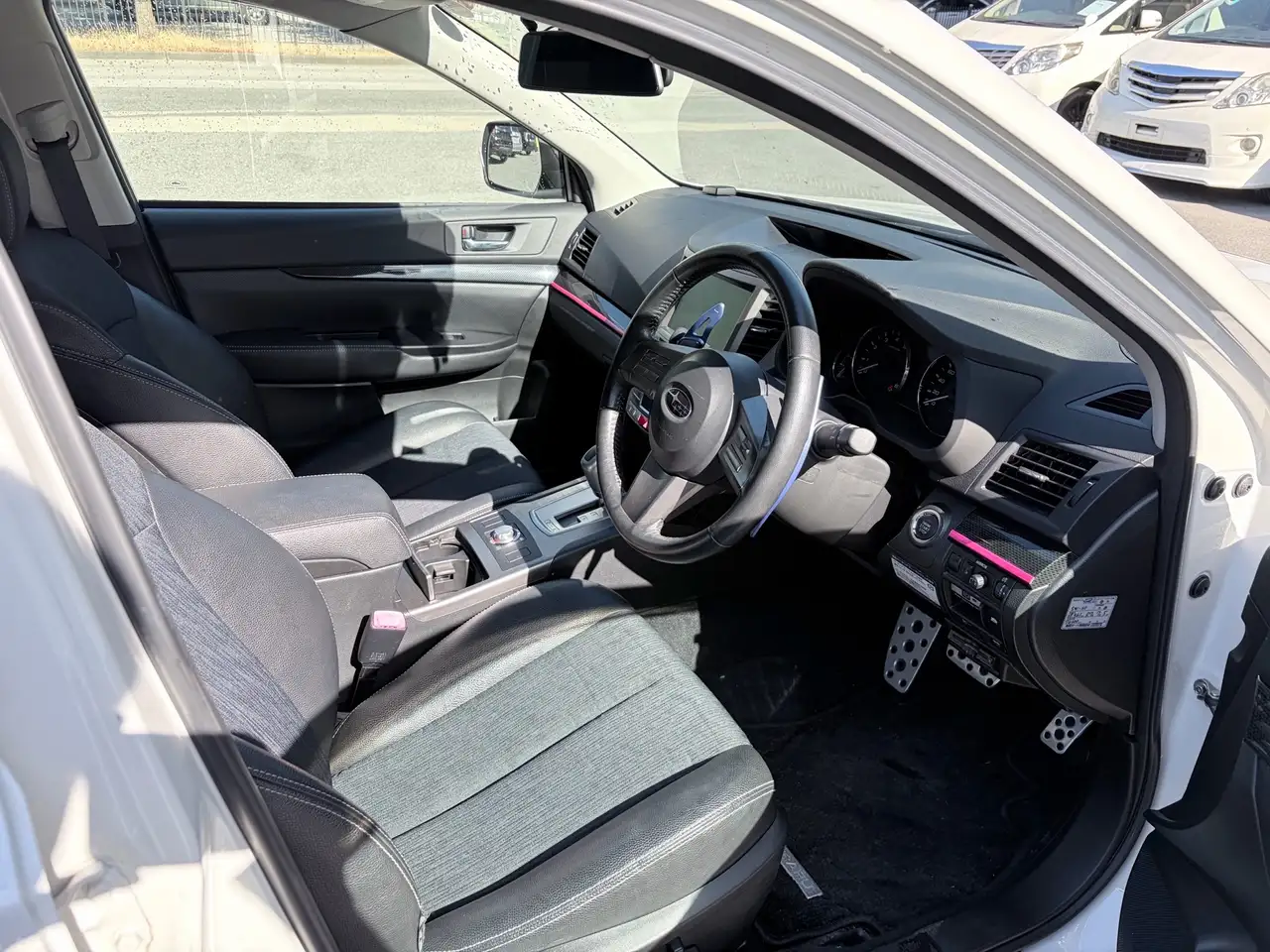 Subaru Legacy photo Subaru Legacy