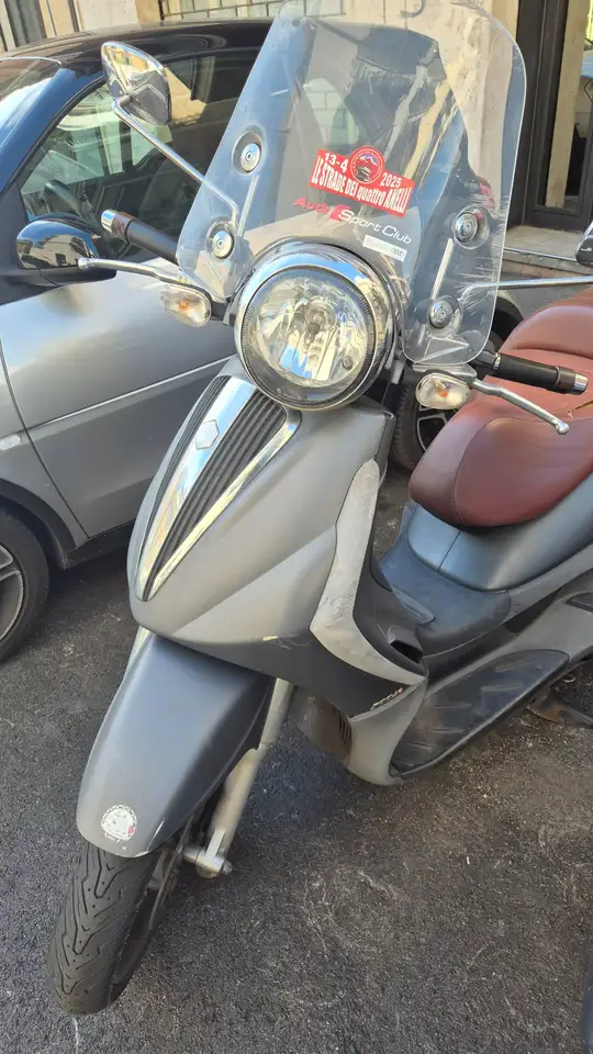 Piaggio Beverly 500