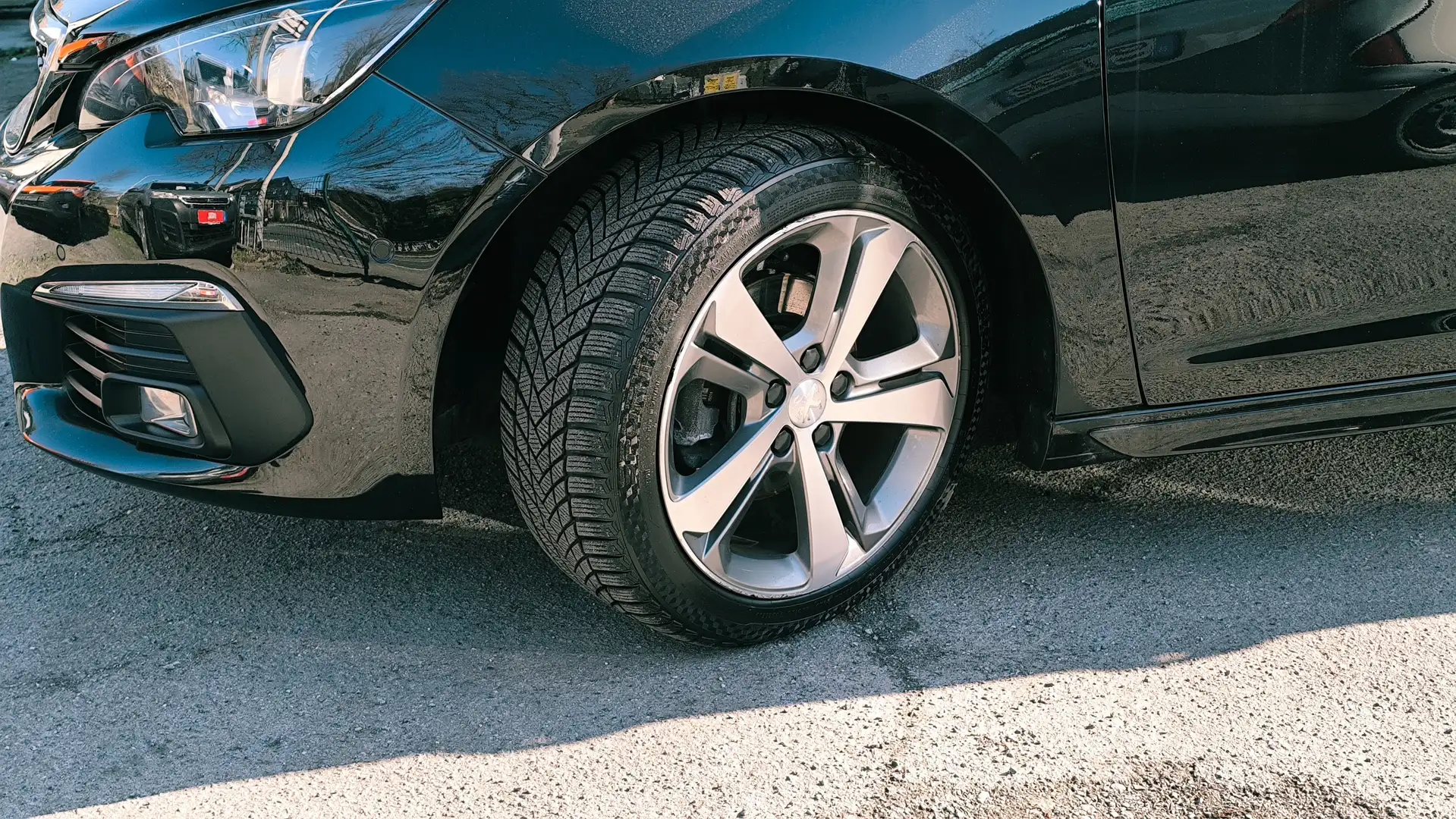 Peugeot 308 130 e-THP*GT-Line*Allure*LED*Alu*ZV*BT*USW. Schwarz - 2