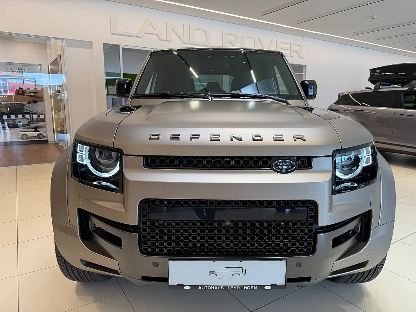 Land Rover Defender 110 OCTA P635 AWD Aut. Braun - 2