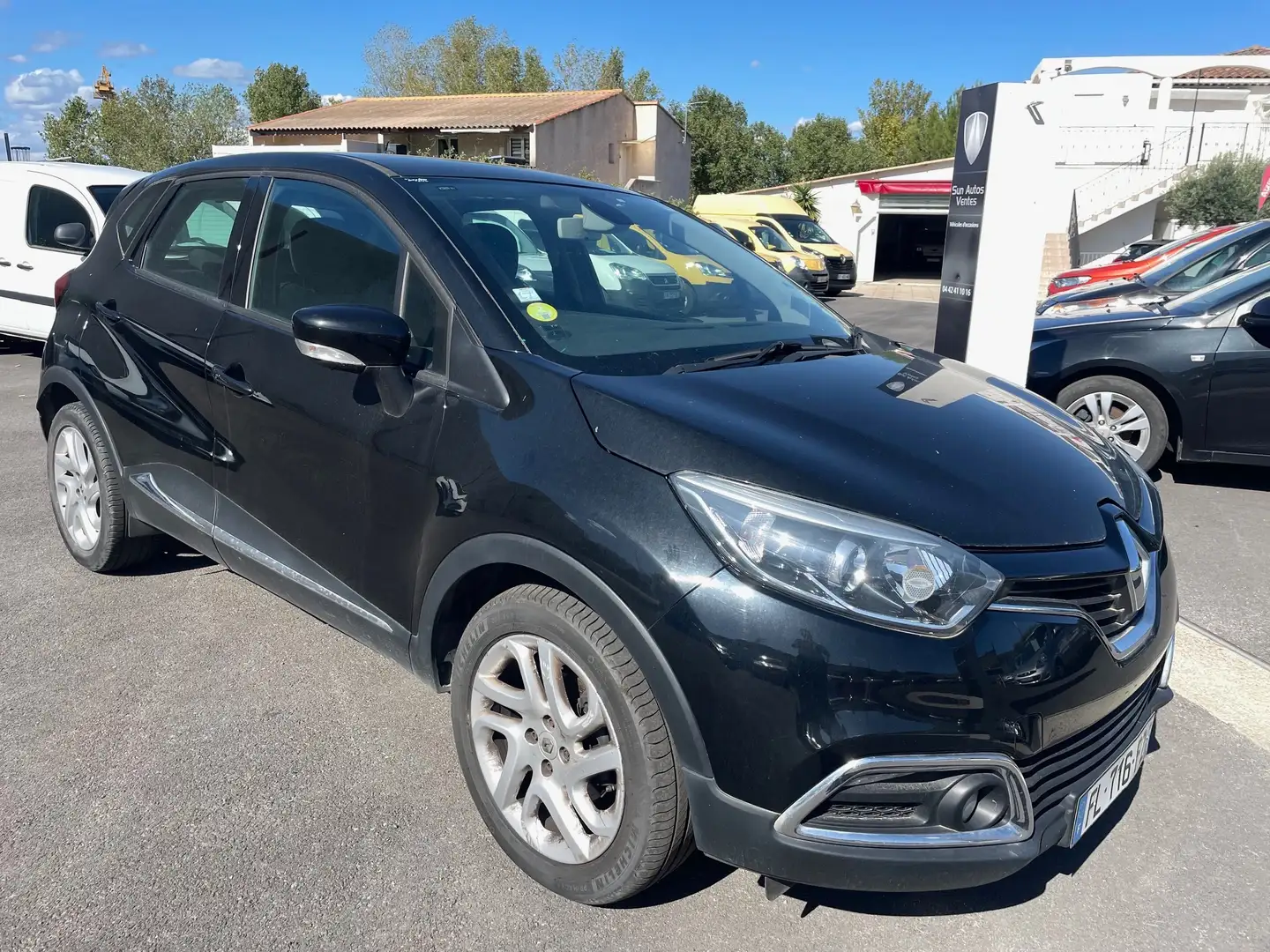 Renault Captur VOLANT À DROITE dCi 90 Energy Intens Fekete - 2