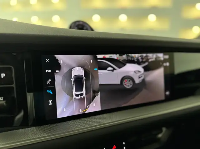 Porsche Cayenne Coupe III *22Zoll*AdaptiveSportsitze*SoftClose* Ansicht 33