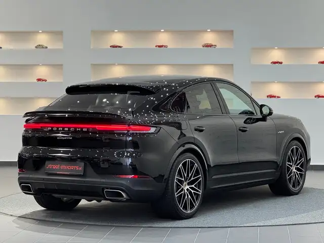 Porsche Cayenne Coupe III *22Zoll*AdaptiveSportsitze*SoftClose* Ansicht 4
