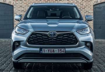 2.5 hybrid Luxury