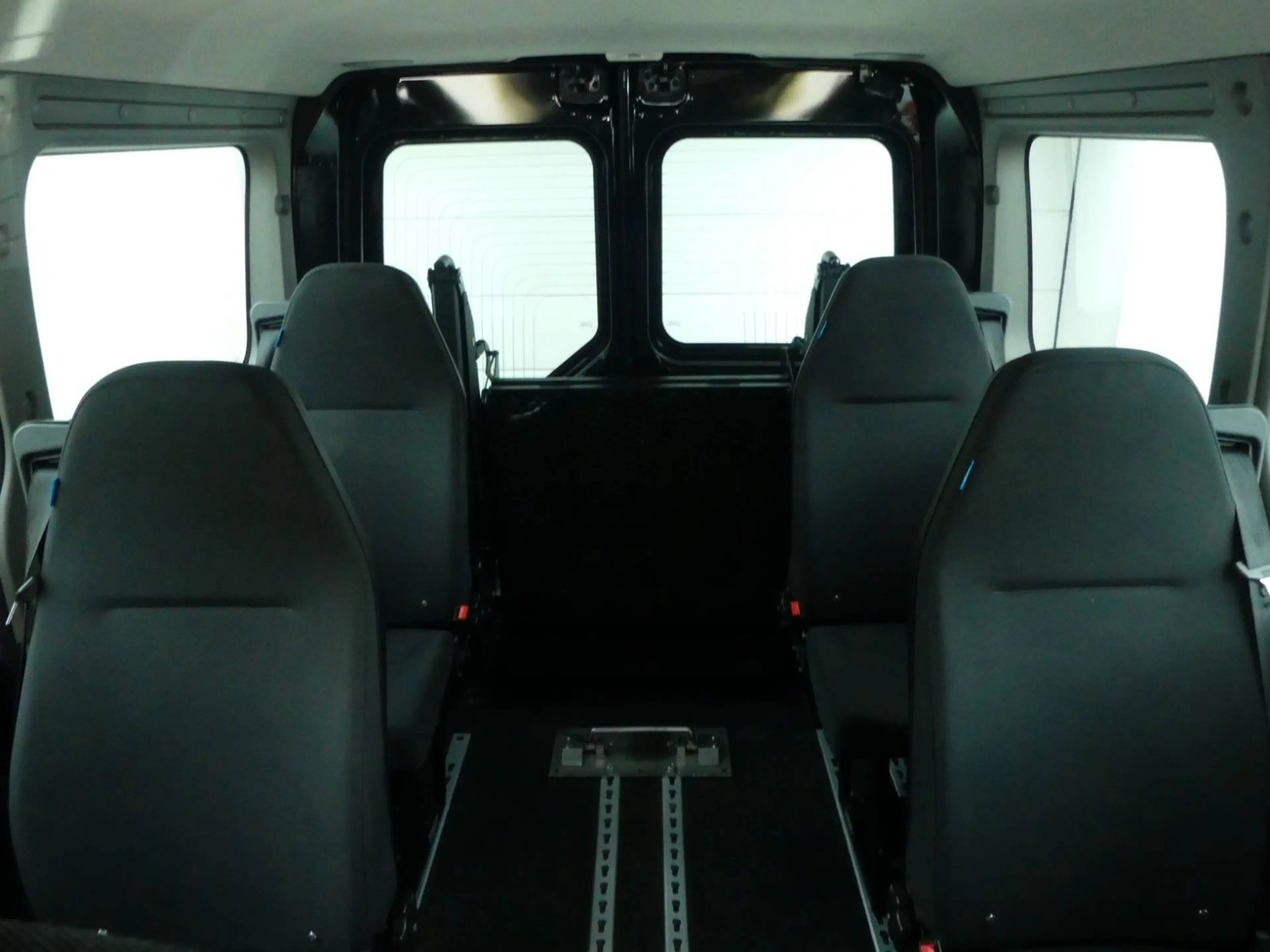 Opel Movano B Automatik 7-Sitzer | Behindertengerecht — photo 14