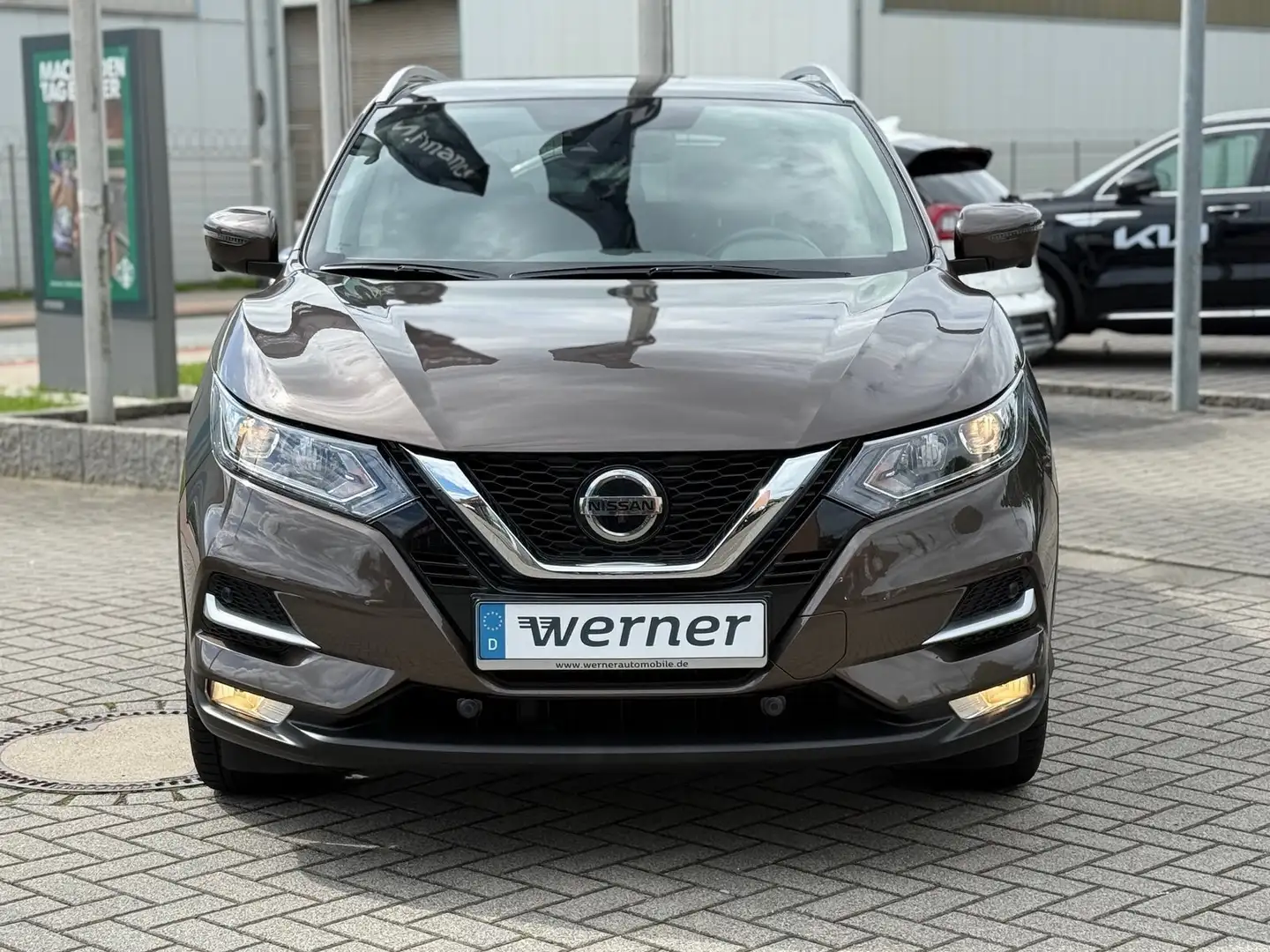 Nissan Qashqai 1.3 DIG-T Zama (EURO 6d) Braun - 2