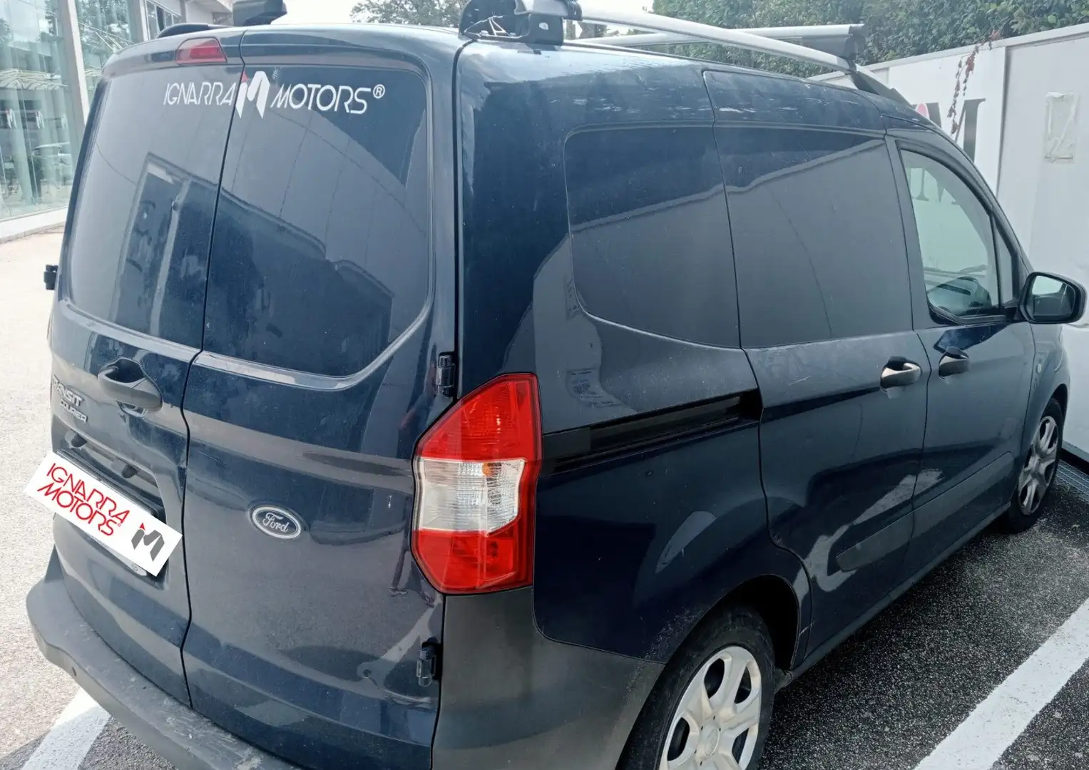 Ford Transit Courier Transit Courier 1.5 tdci 100cv S&S Trend GJ927TJ Albastru - 2