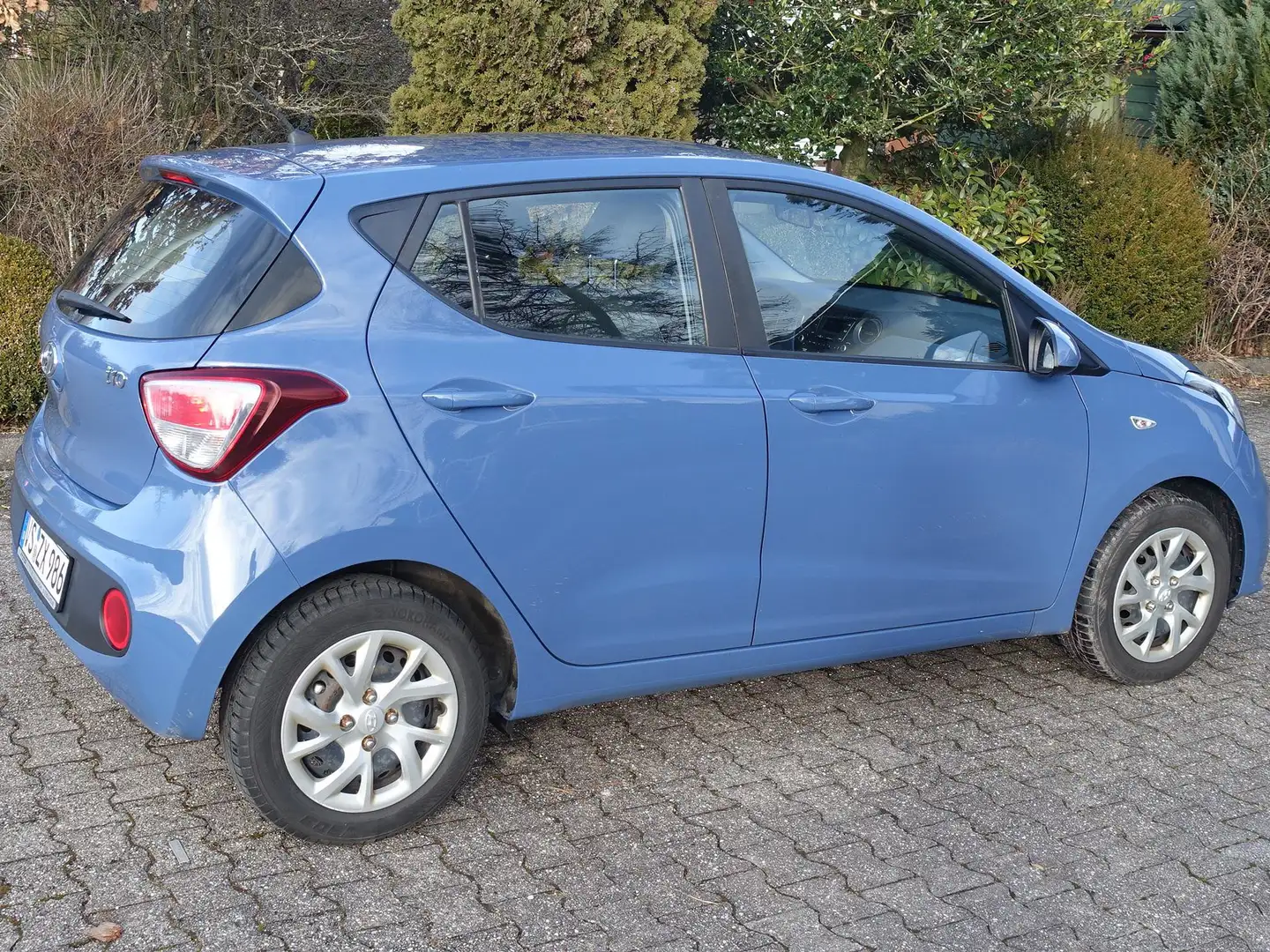 Hyundai i10 i10 1.0 Trend Blau - 2