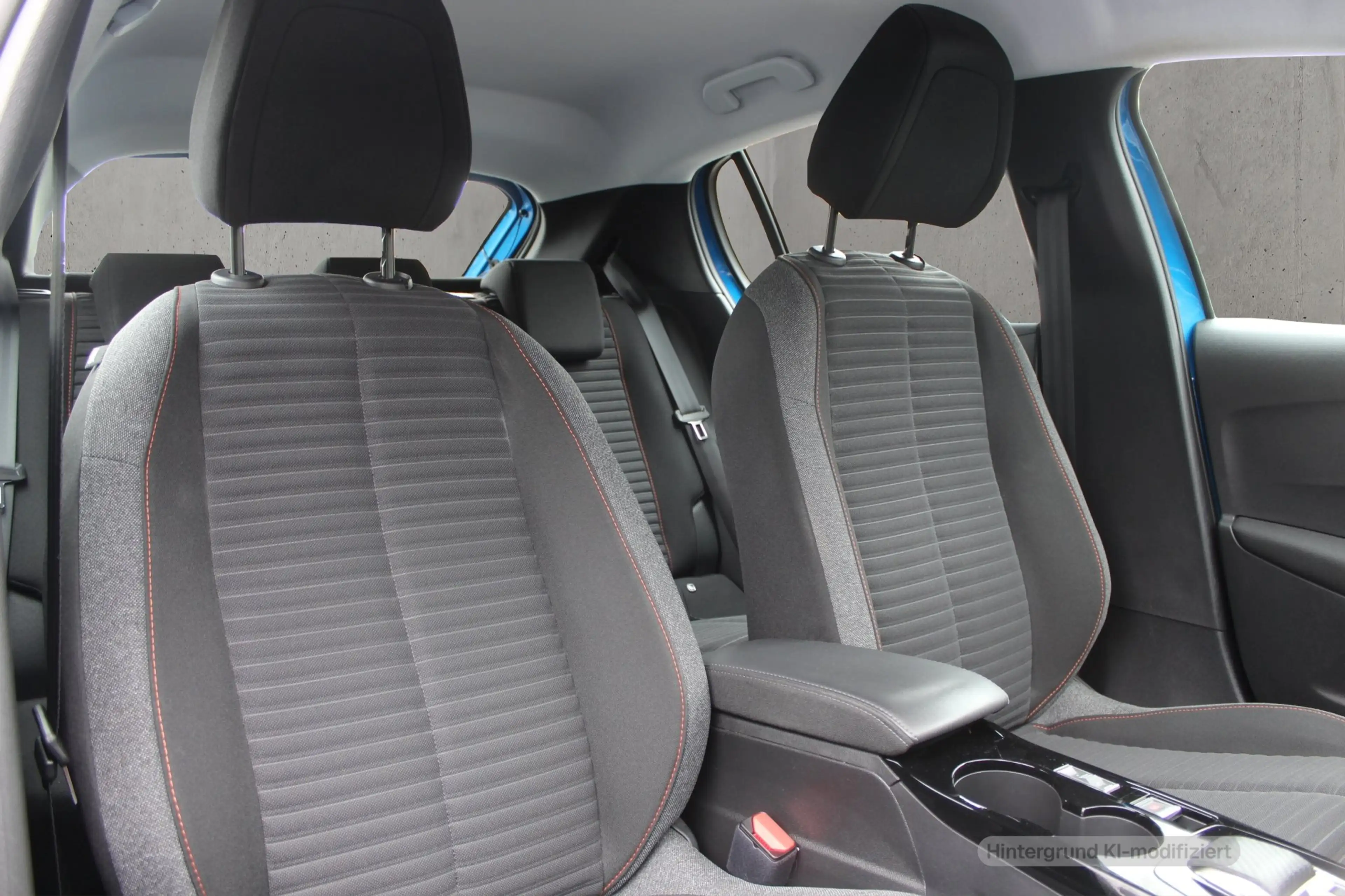 Peugeot e-208 Active Pack — photo 11