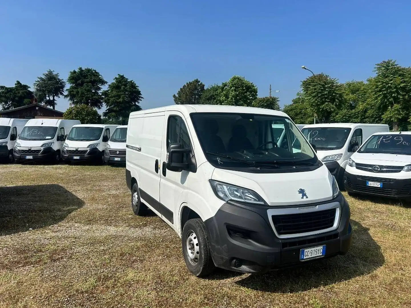 Peugeot Boxer 330 2.2 bluehdi 140cv S&S L1H1 Bianco - 1