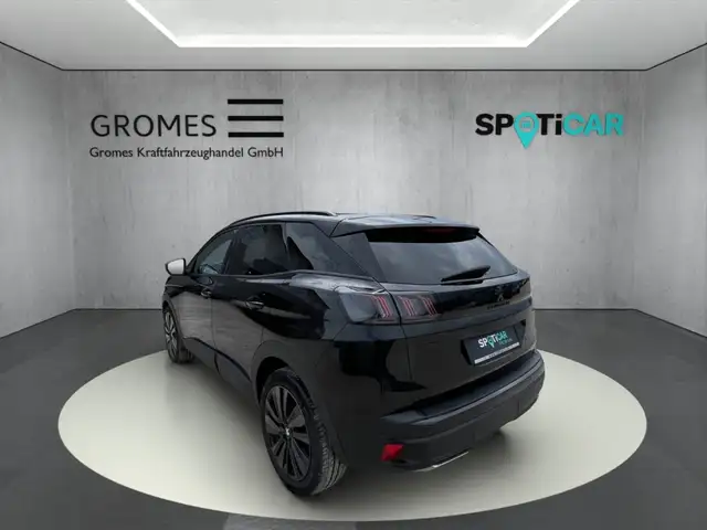 Peugeot 3008 view 5