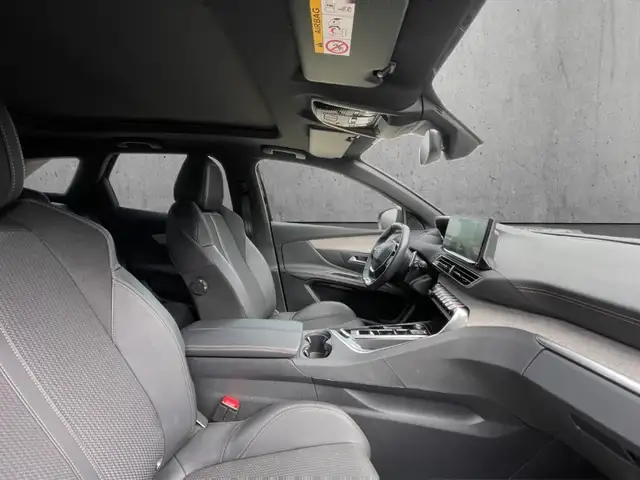 Peugeot 3008 view 13