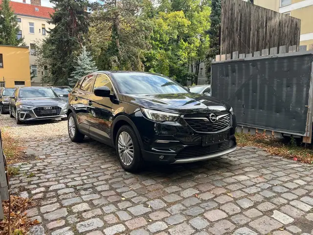 Opel Grandland X Design Line1.2 Ultimate - Benzin