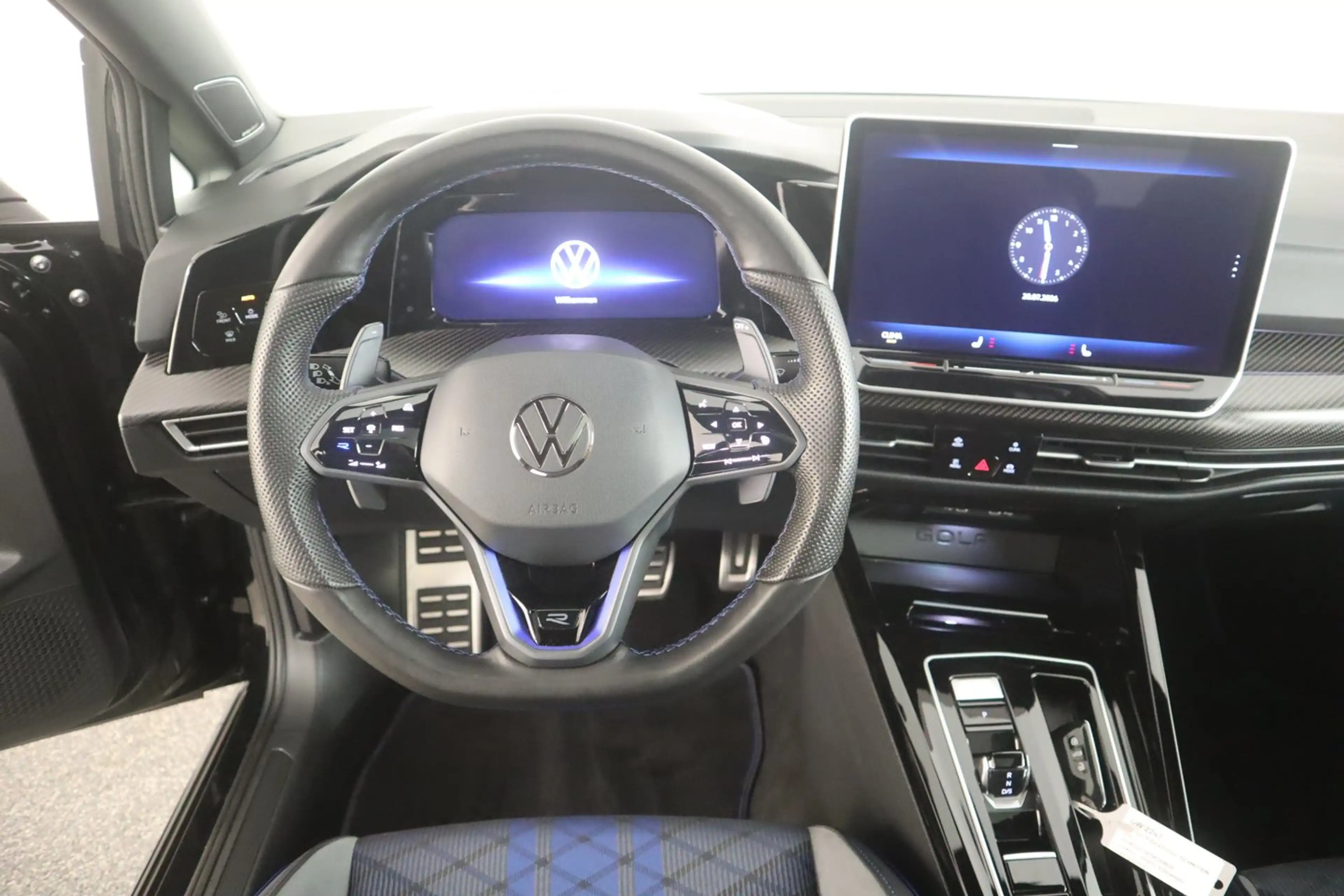 Volkswagen Golf R R Black Edition TSI 4MOTION DSG — photo 10
