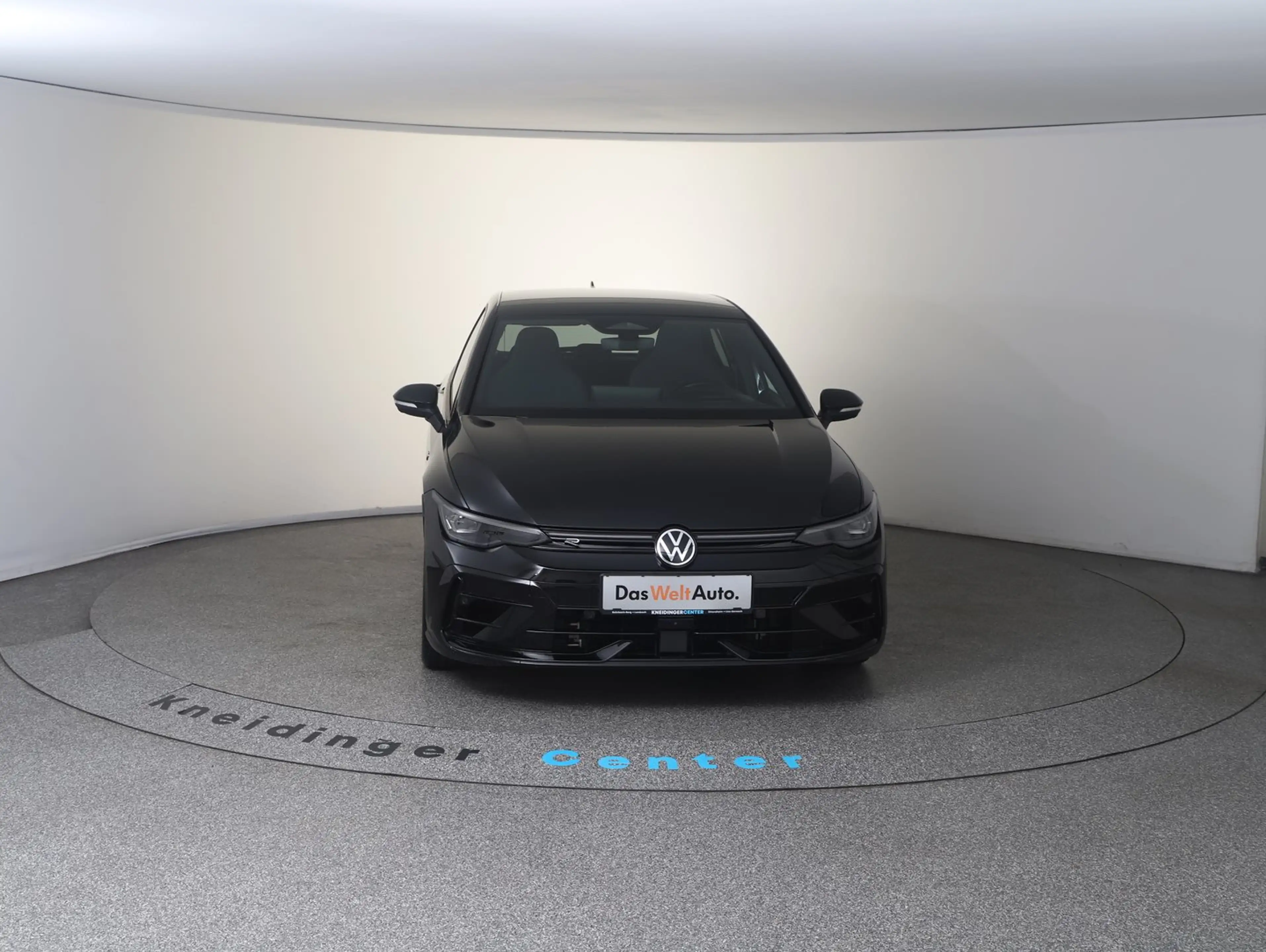 Volkswagen Golf R R Black Edition TSI 4MOTION DSG — photo 6