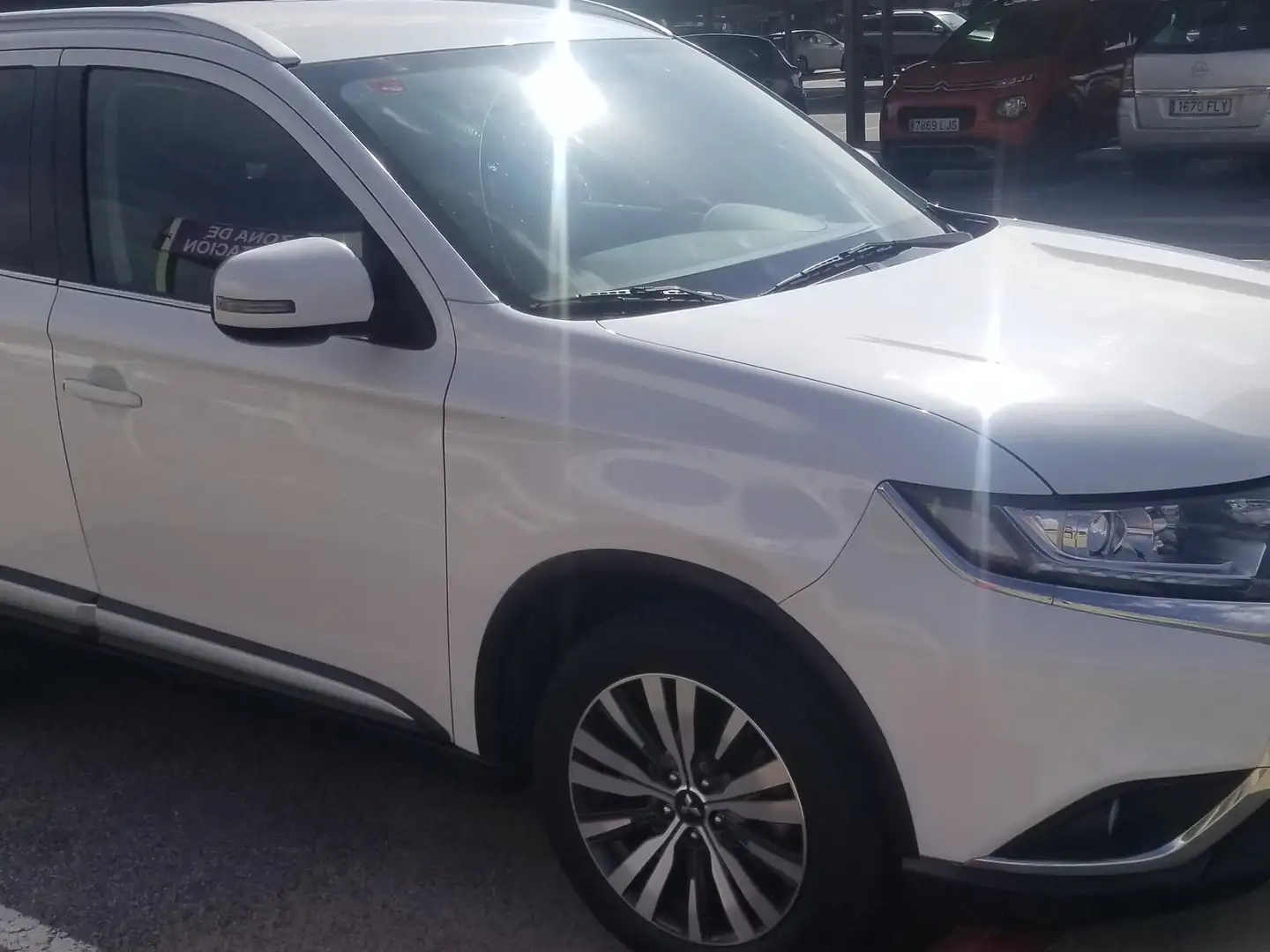 Mitsubishi Outlander Outlander 200 MPI Motion 2WD 5pl. CVT Motion Blanco - 1