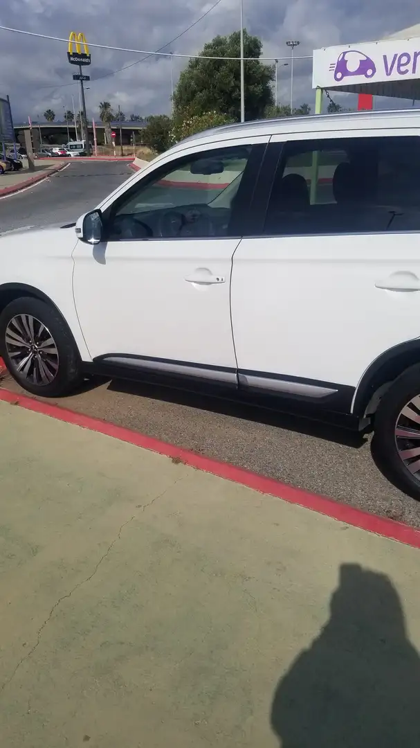 Mitsubishi Outlander Outlander 200 MPI Motion 2WD 5pl. CVT Motion Blanco - 2