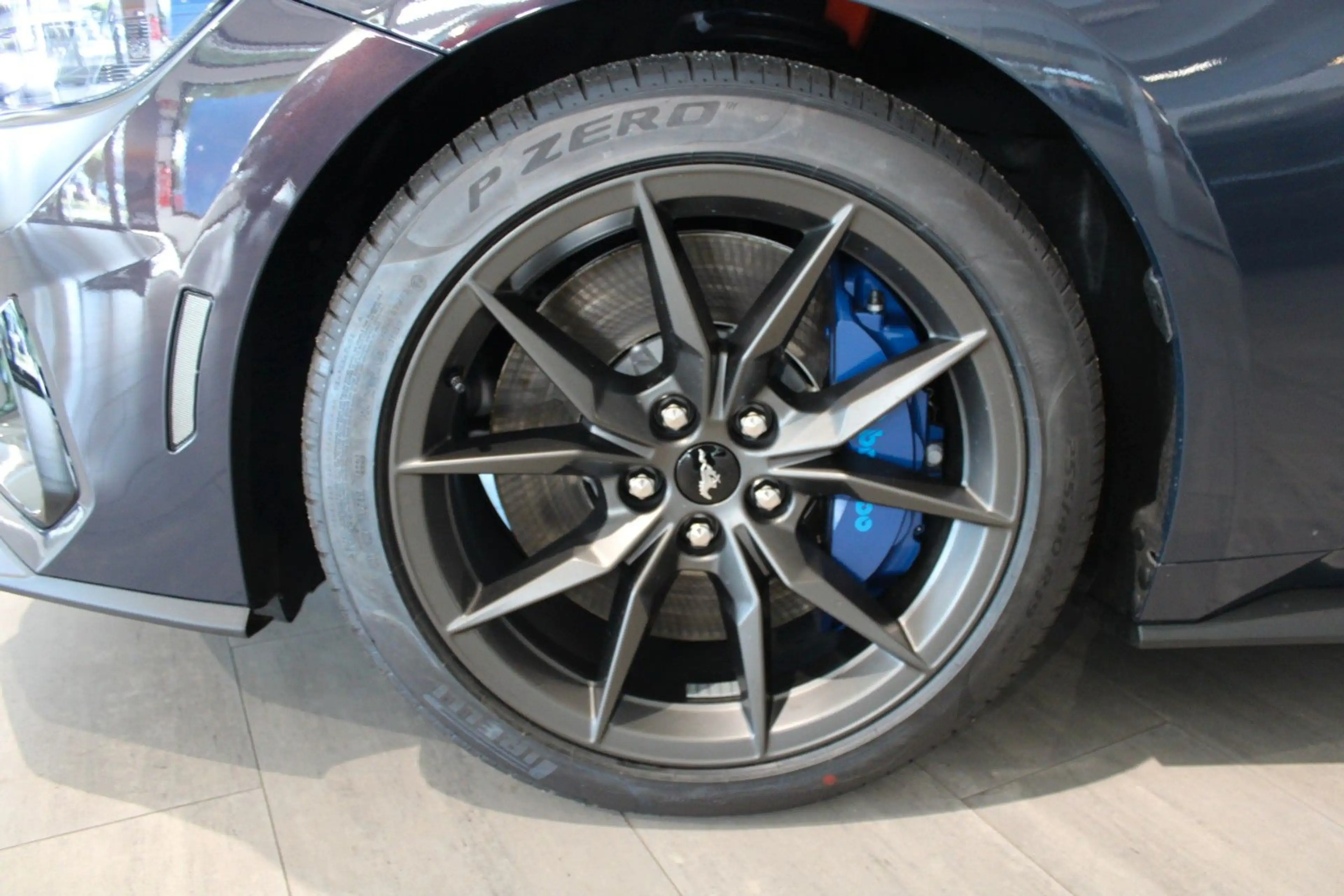 Ford Mustang 5.0 Ti-VCT V8 Dark Horse AUTOMATIK — photo 11