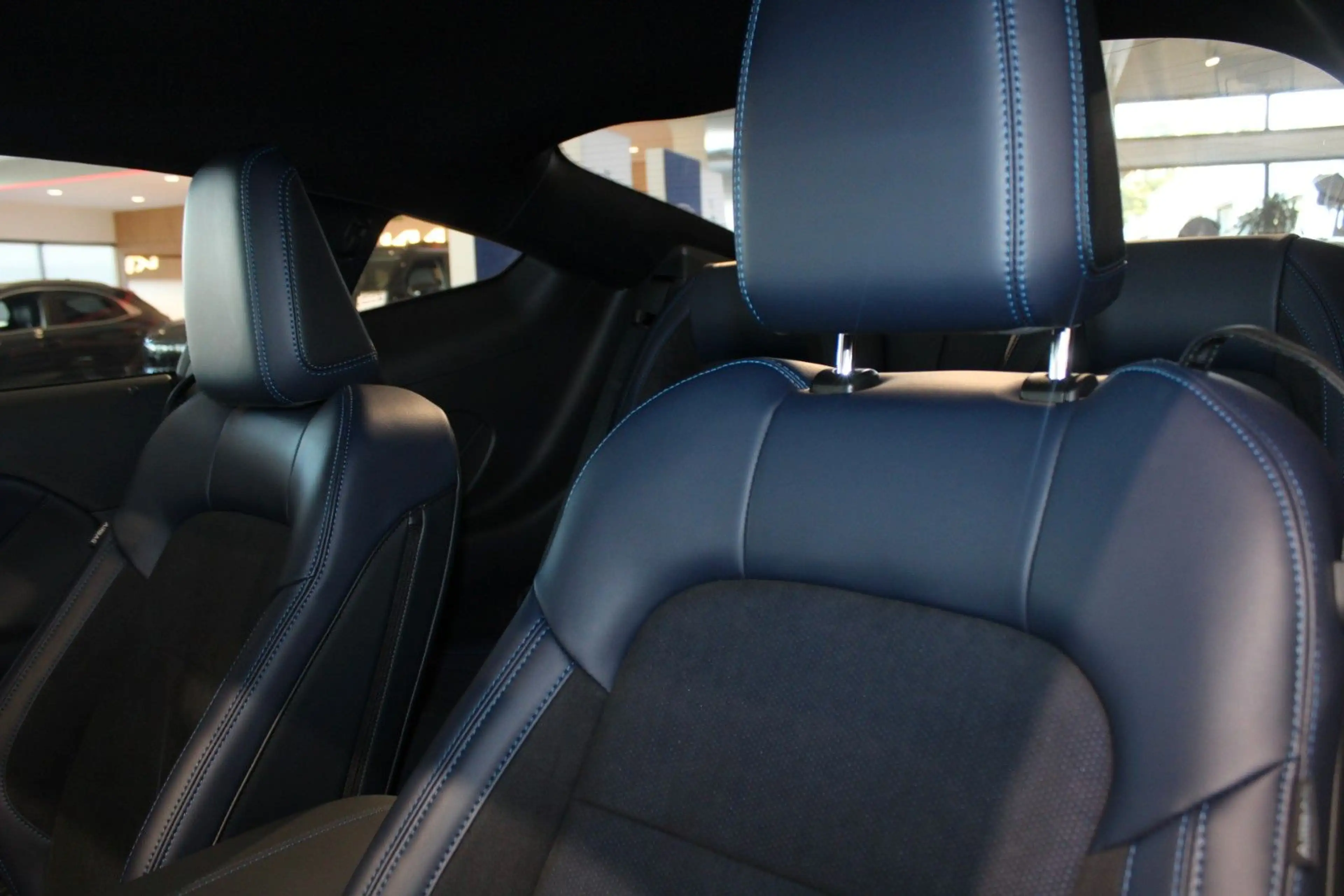 Ford Mustang 5.0 Ti-VCT V8 Dark Horse AUTOMATIK — photo 13