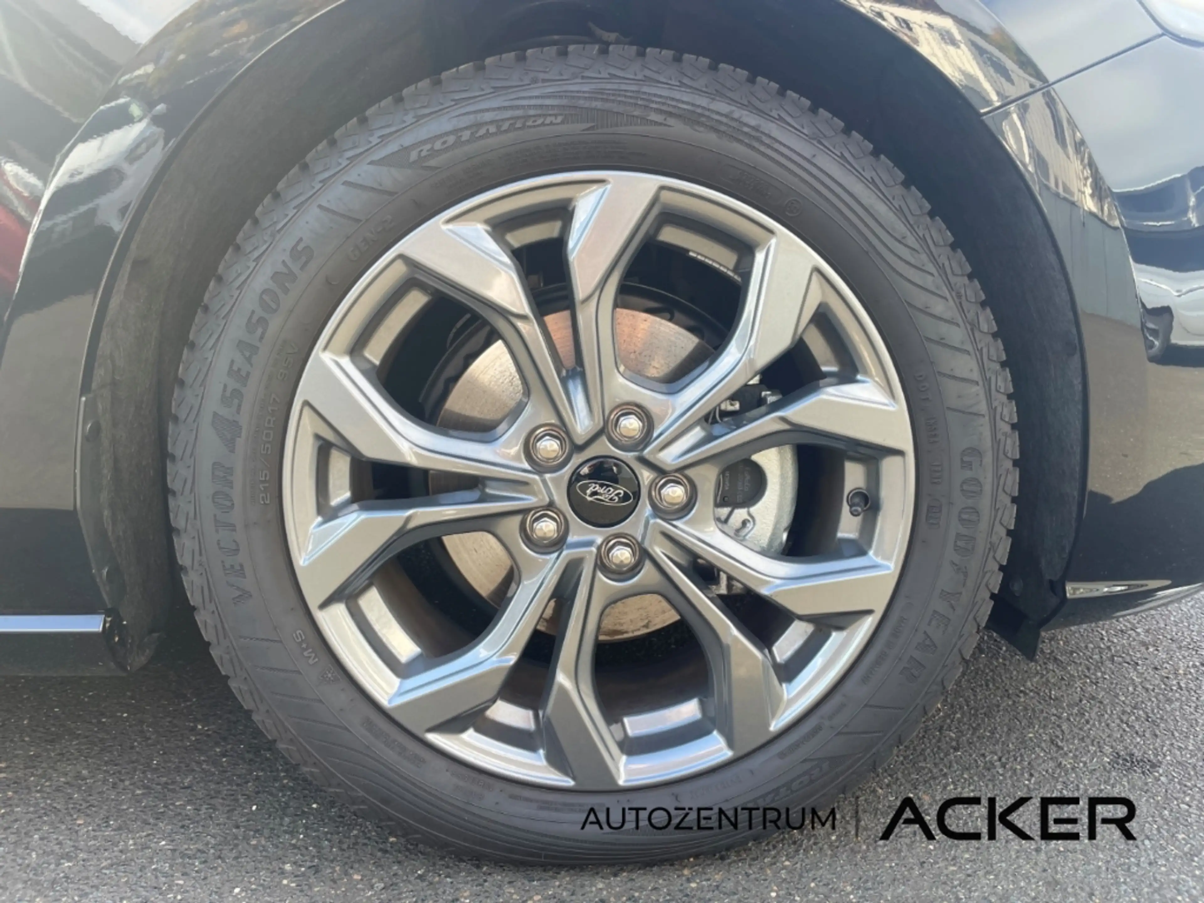 Ford Focus ST-Line X Turnier AT7 PSD/LED/aAHK -44%* — photo 10