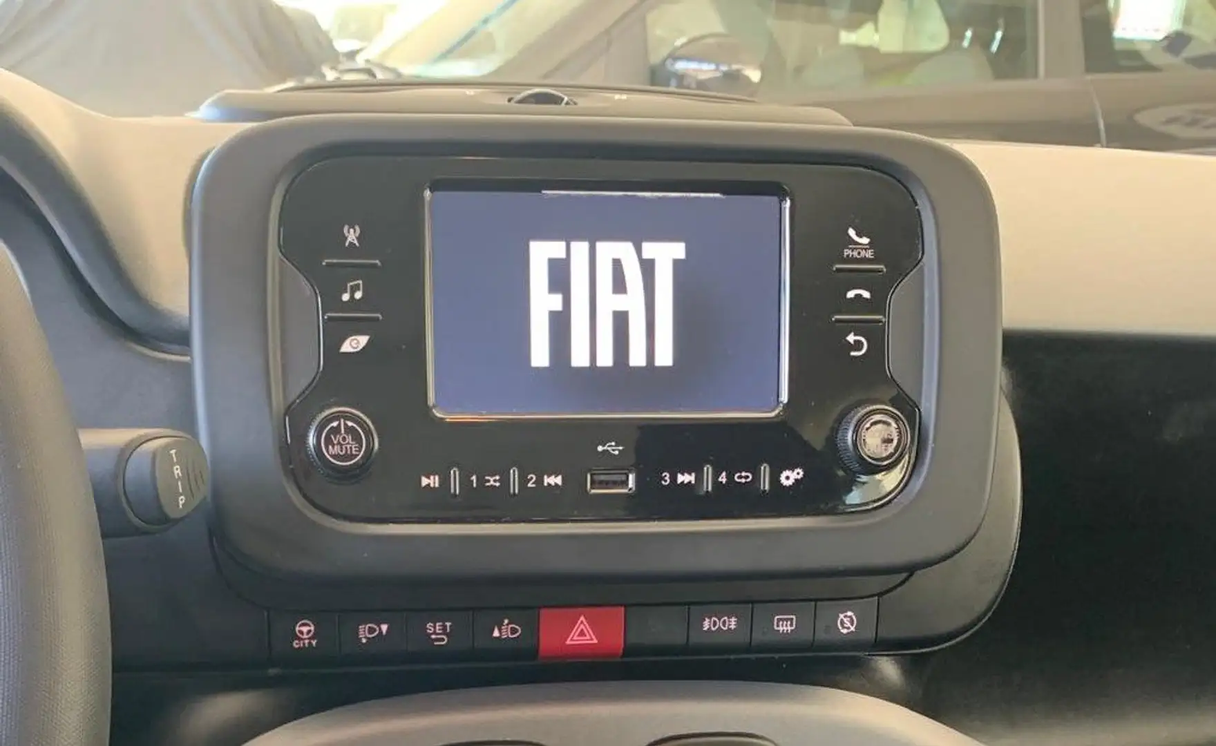 Fiat Panda 1.0 firefly hybrid City Bianco - 2