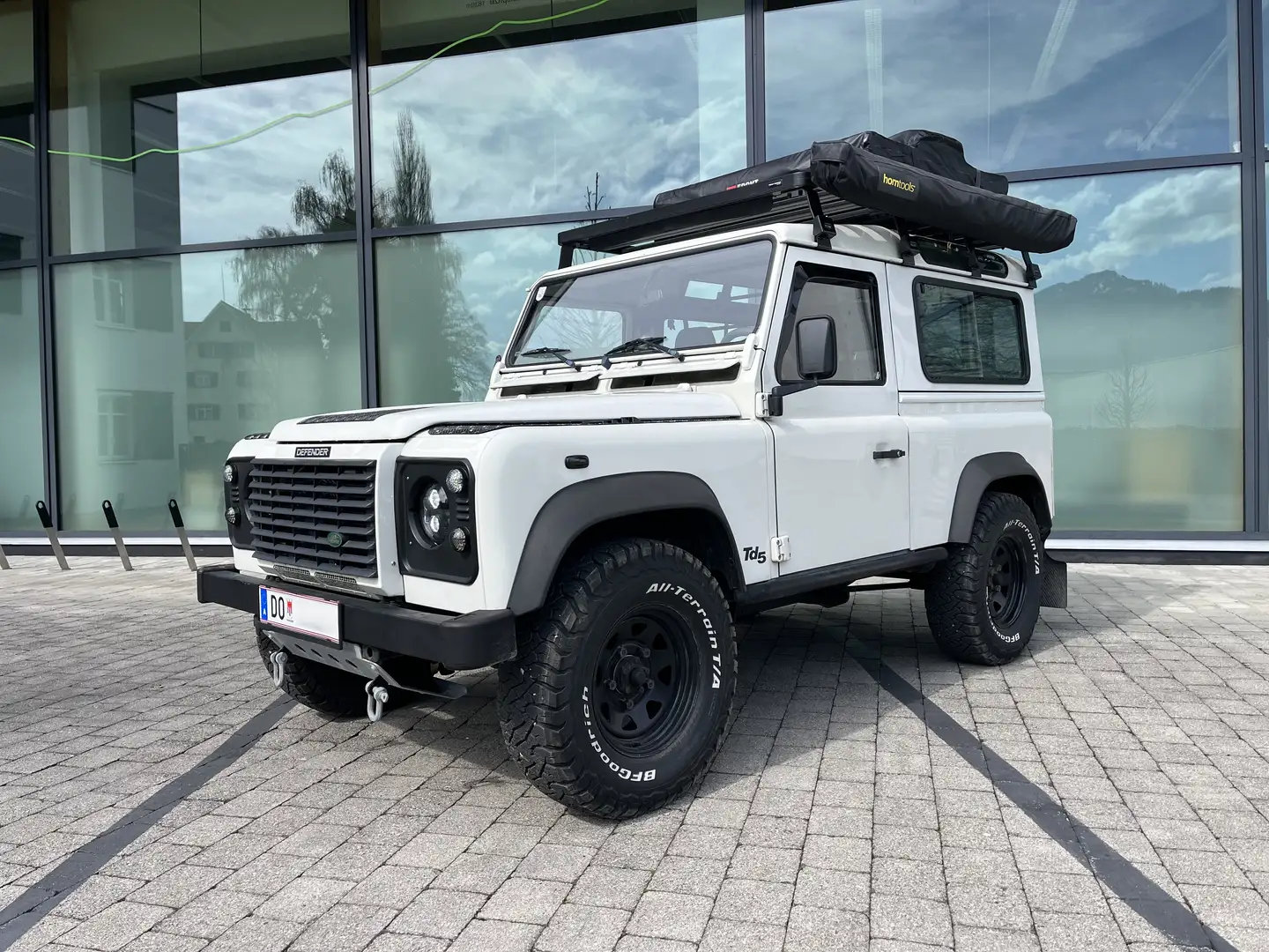 Land Rover Defender 90" Station Wagon E 2,5 Td5 Weiß - 2